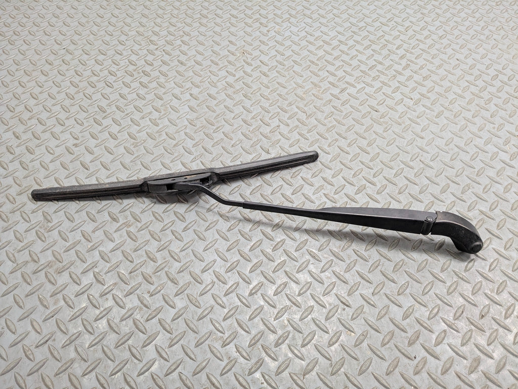 2007 - 2010 MINI COOPER OEM WINDSHIELD WIPER ARM WITH BLADE FRONT RIGHT SIDE