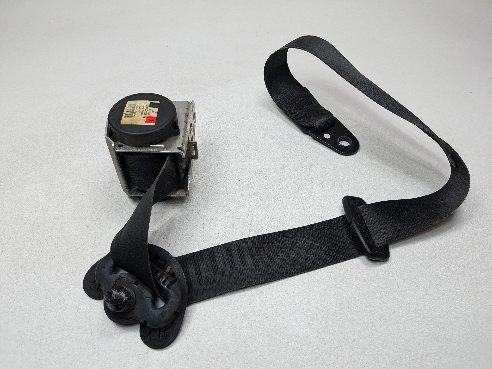 2007 - 2010 MINI COOPER OEM SEAT BELT RETRACTOR FRONT LEFT DRIVER SIDE