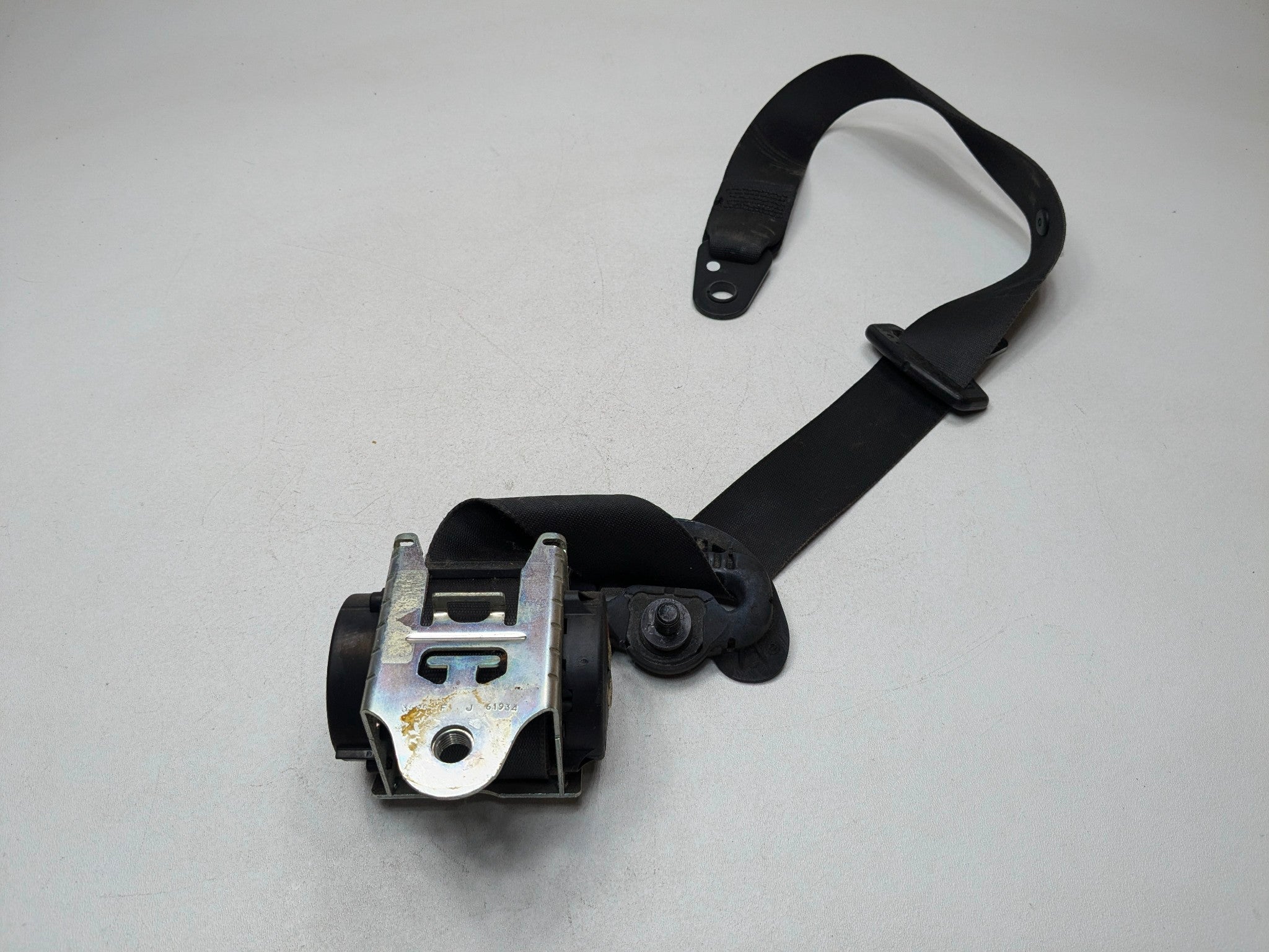 2007 - 2010 MINI COOPER OEM SEAT BELT RETRACTOR FRONT LEFT DRIVER SIDE