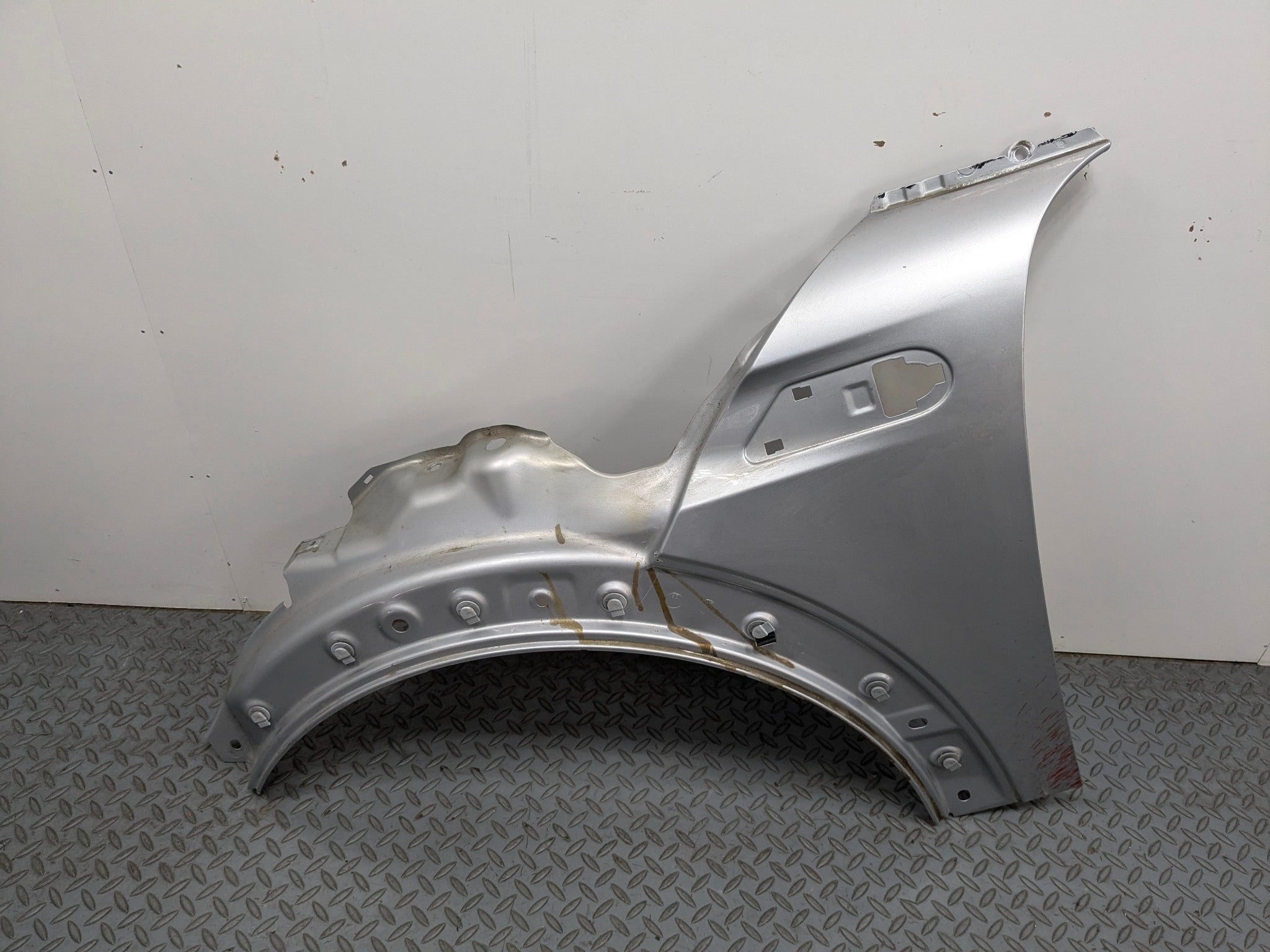 2007 - 2010 MINI COOPER OEM FENDER COVER PANEL SILVER METALLIC FRONT LEFT SIDE