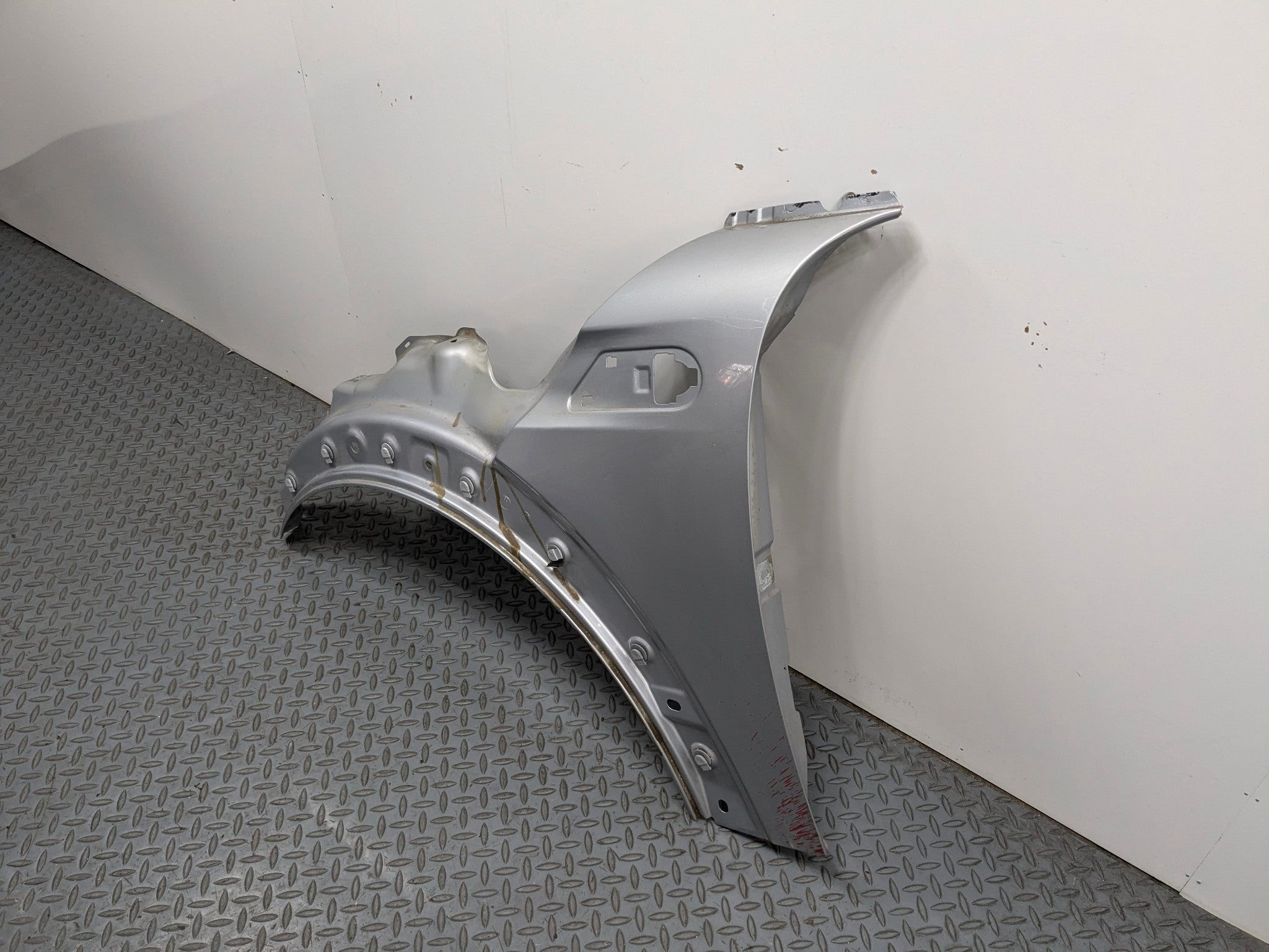 2007 - 2010 MINI COOPER OEM FENDER COVER PANEL SILVER METALLIC FRONT LEFT SIDE