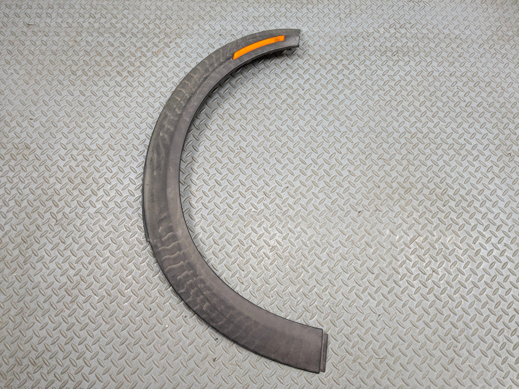 07-10 MINI COOPER OEM FENDER FLARE BODY MOLDING TRIM FRONT RIGHT PASSENGER SIDE