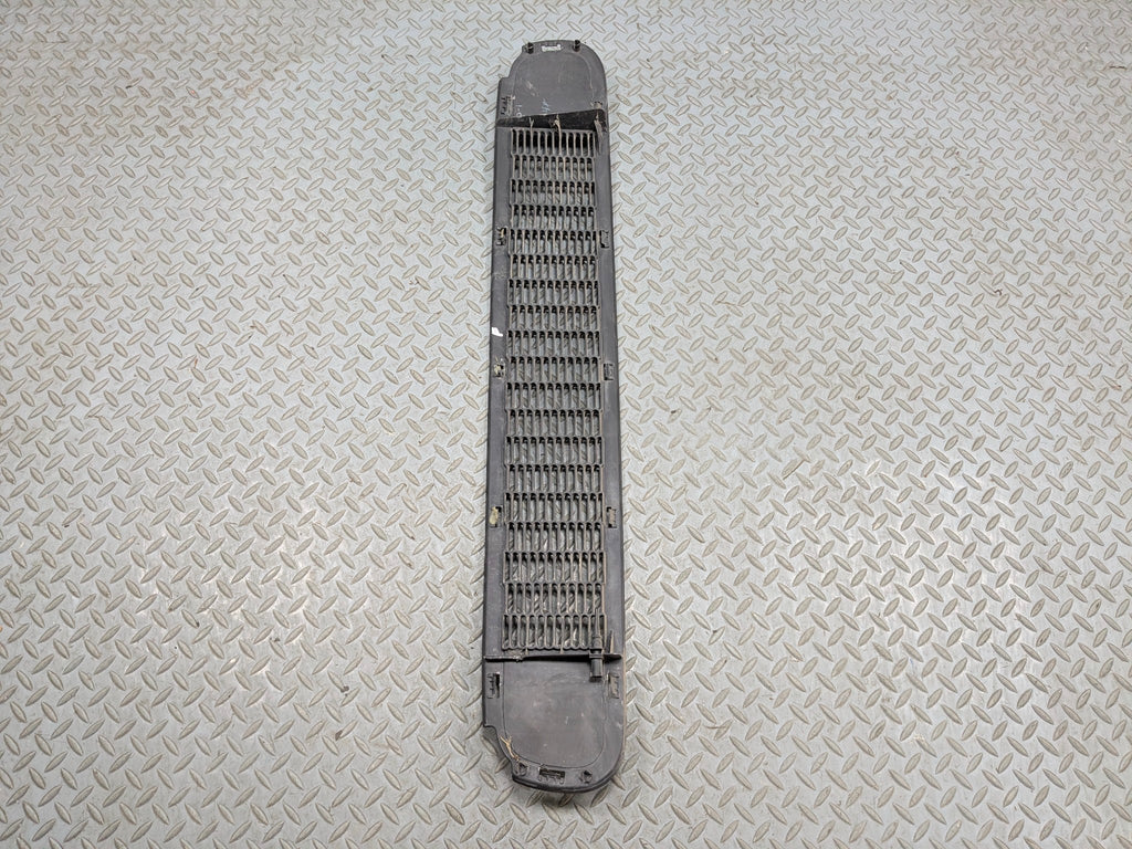 07 - 10 MINI COOPER OEM GRILLE WITHOUT EMBLEM FRONT CENTER LOWER BUMPER COVER