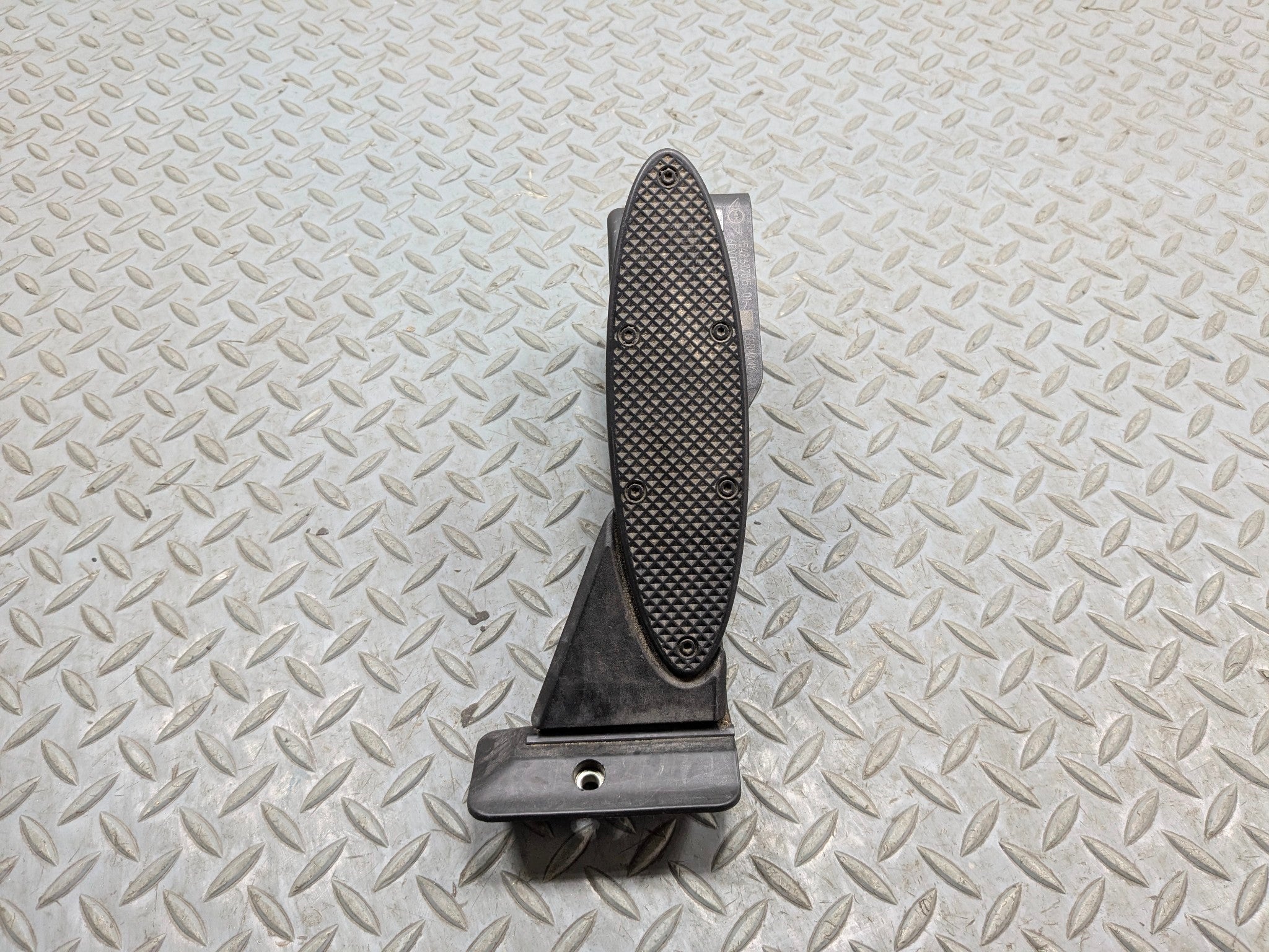 2007 - 2010 MINI COOPER OEM ACCELERATOR THROTTLE PEDAL WITH SENSOR