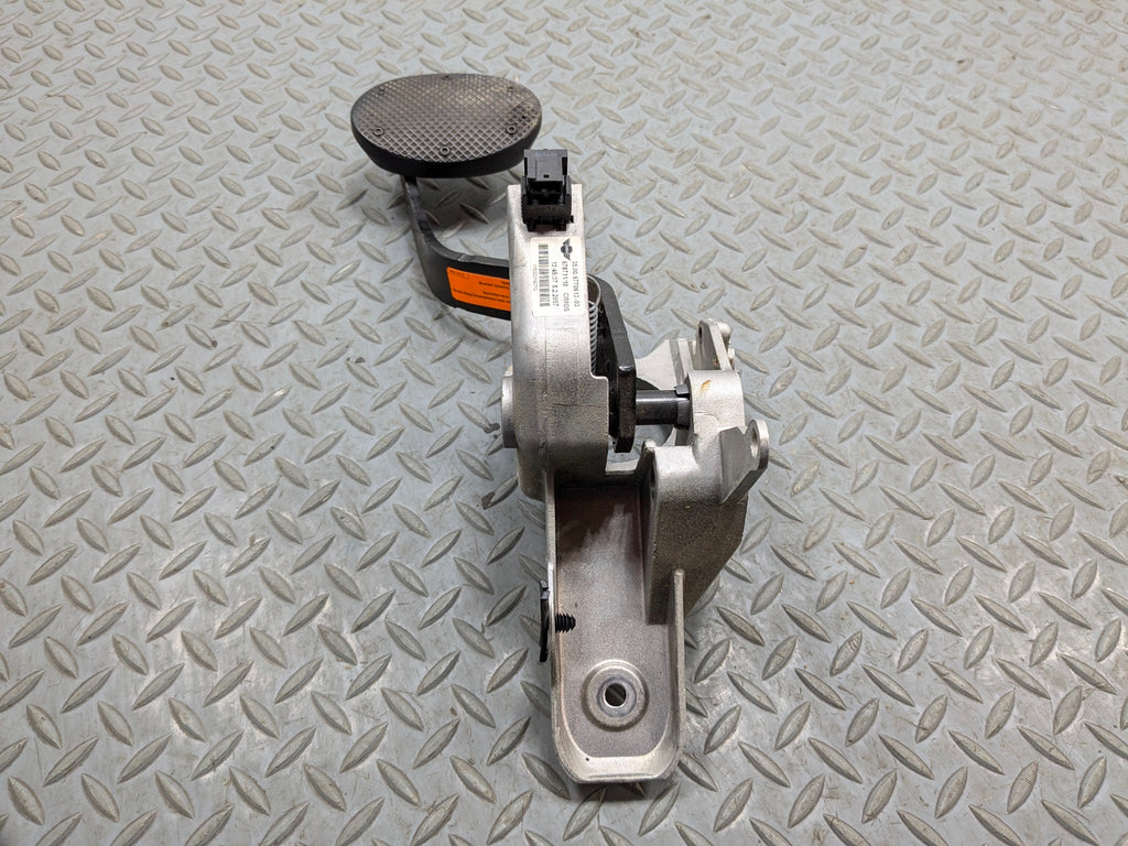 2007 - 2010 MINI COOPER OEM FOOT STOP BRAKE PEDAL WITH BRACKET ASSEMBLY
