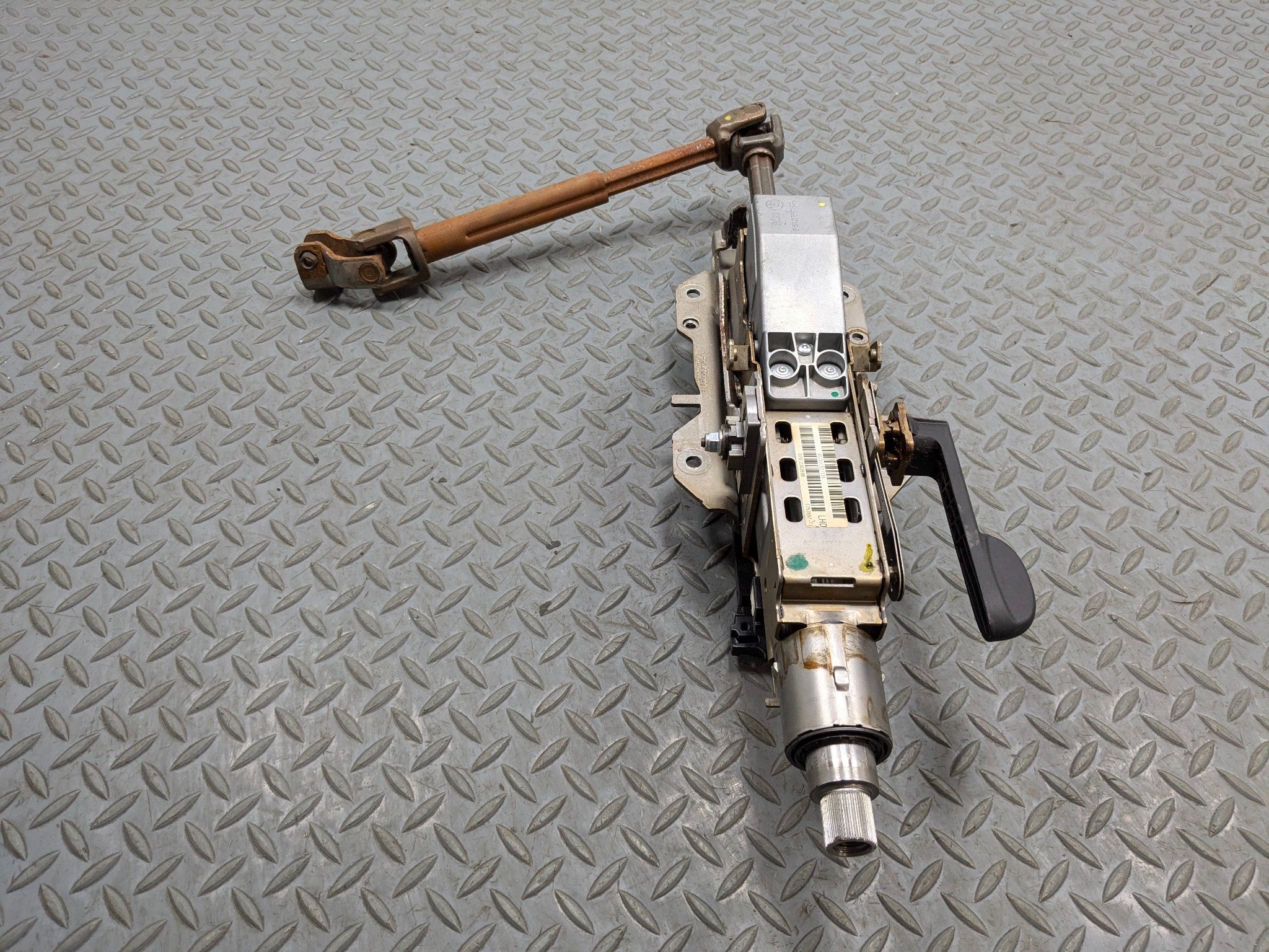 2007 - 2010 MINI COOPER OEM POWER ADJUSTMENT STEERING COLUMN WITH SHAFT ASSEMBLY