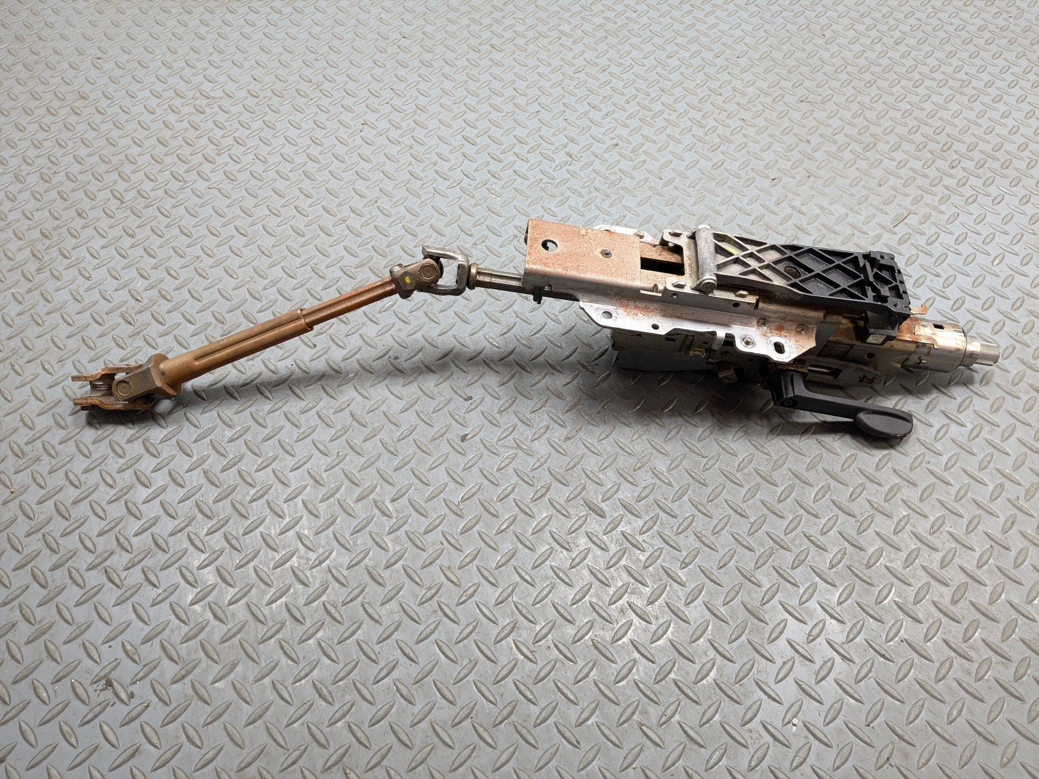 2007 - 2010 MINI COOPER OEM POWER ADJUSTMENT STEERING COLUMN WITH SHAFT ASSEMBLY