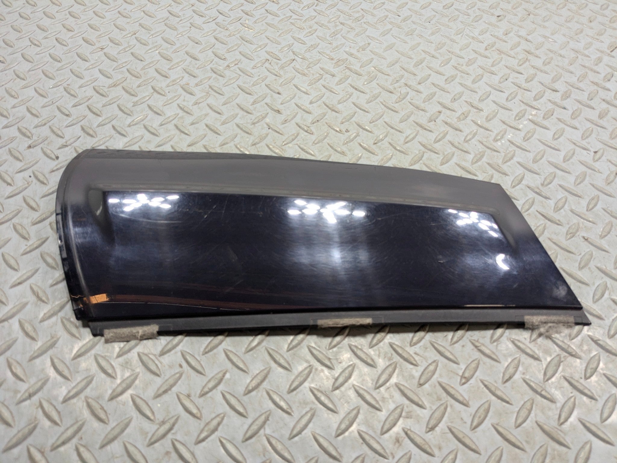 2007 - 2010 MINI COOPER OEM QUARTER D-PILLAR MOLDING EXTERIOR REAR RIGHT