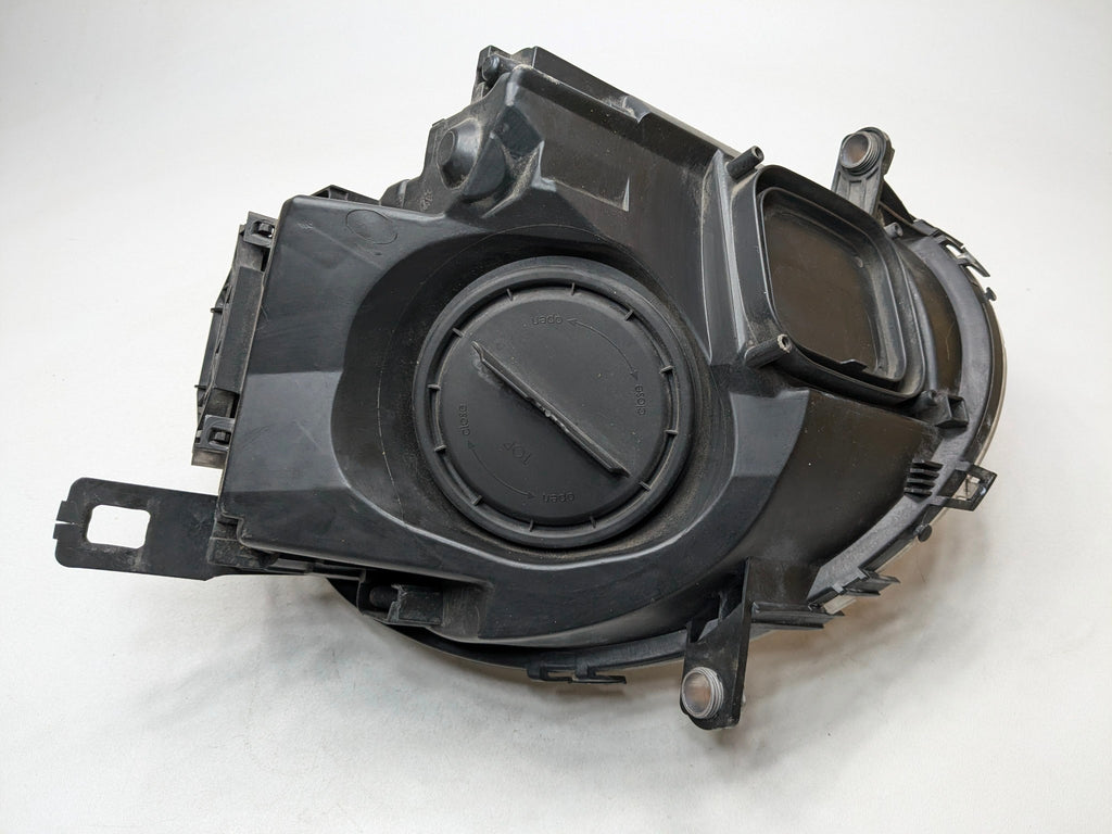 2007 - 2010 MINI COOPER OEM LEFT DRIVER HALOGEN HEADLIGHT HEADLAMP FRONT SIDE