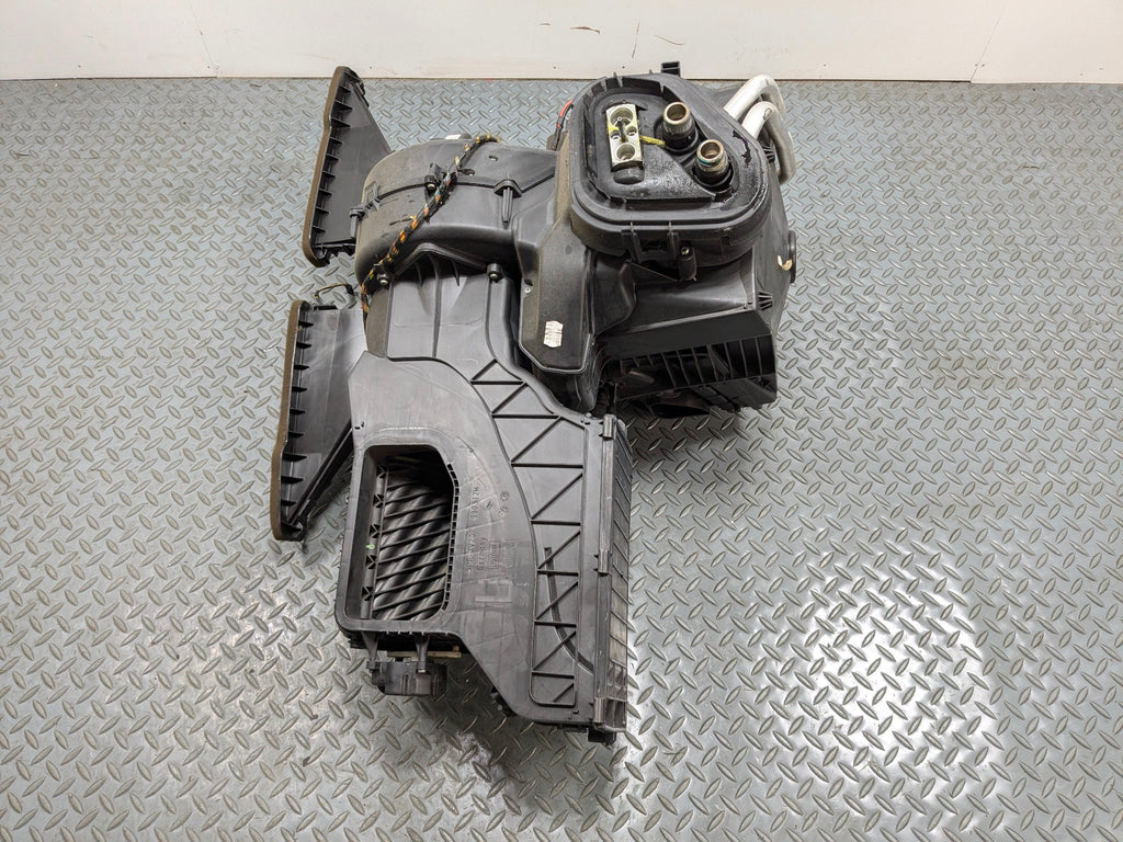 2007 - 2010 MINI COOPER OEM HVAC HEATER CORE BLOWER EVAPORATOR ASSEMBLY
