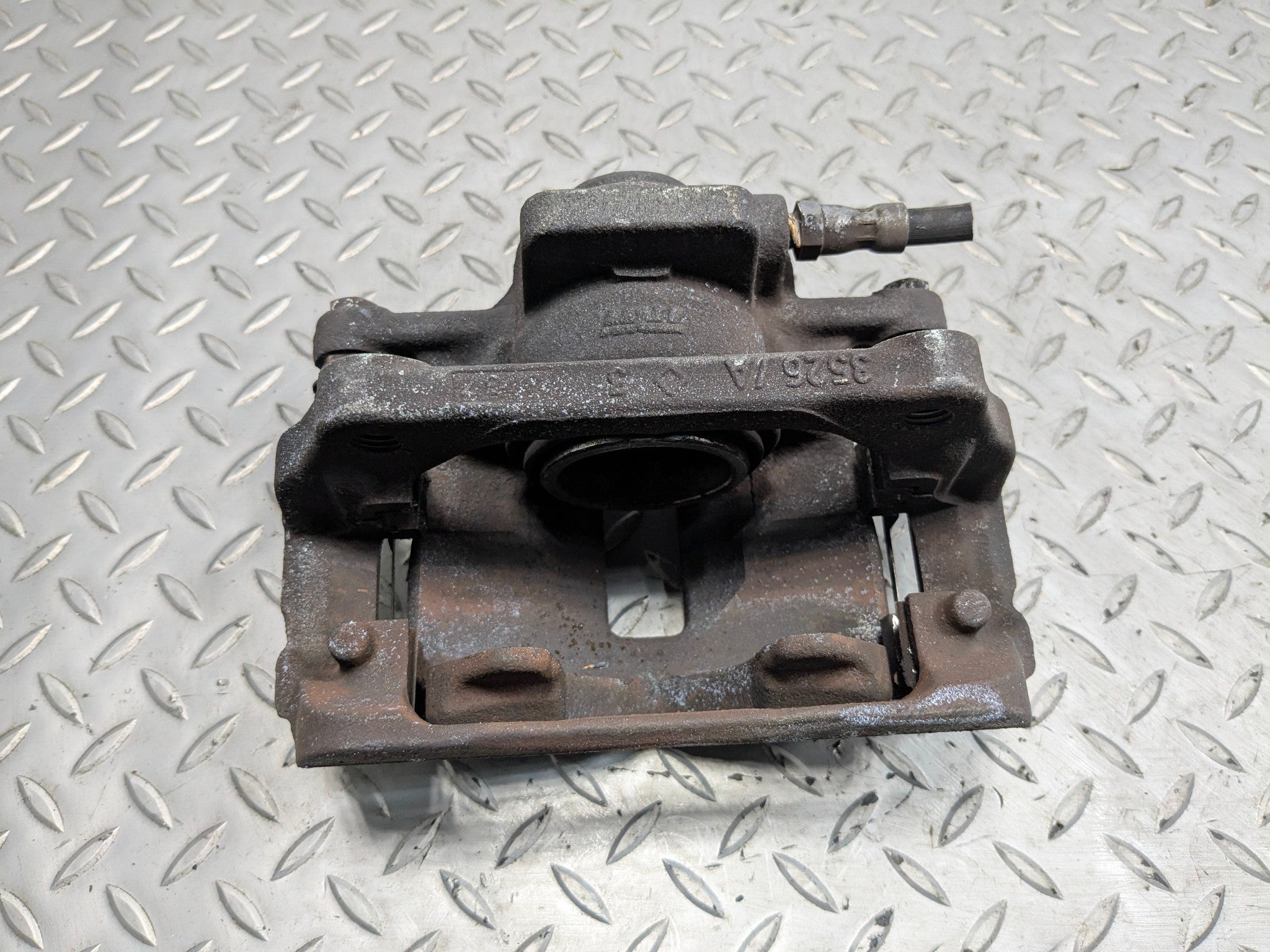 2007 - 2010 MINI COOPER OEM BRAKE CALIPER ASSEMBLY FRONT RIGHT PASSENGER SIDE