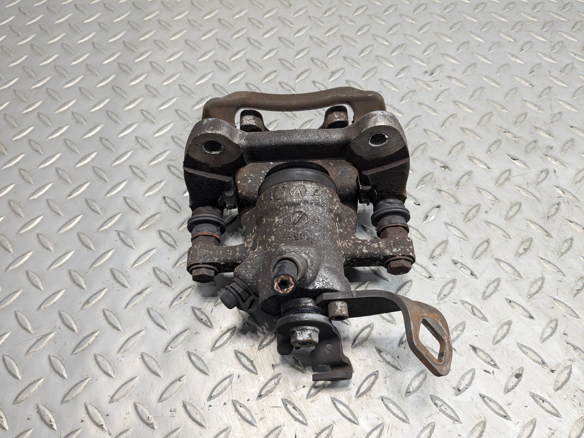 2007 - 2010 MINI COOPER OEM BRAKE CALIPER ASSEMBLY REAR LEFT DRIVER SIDE