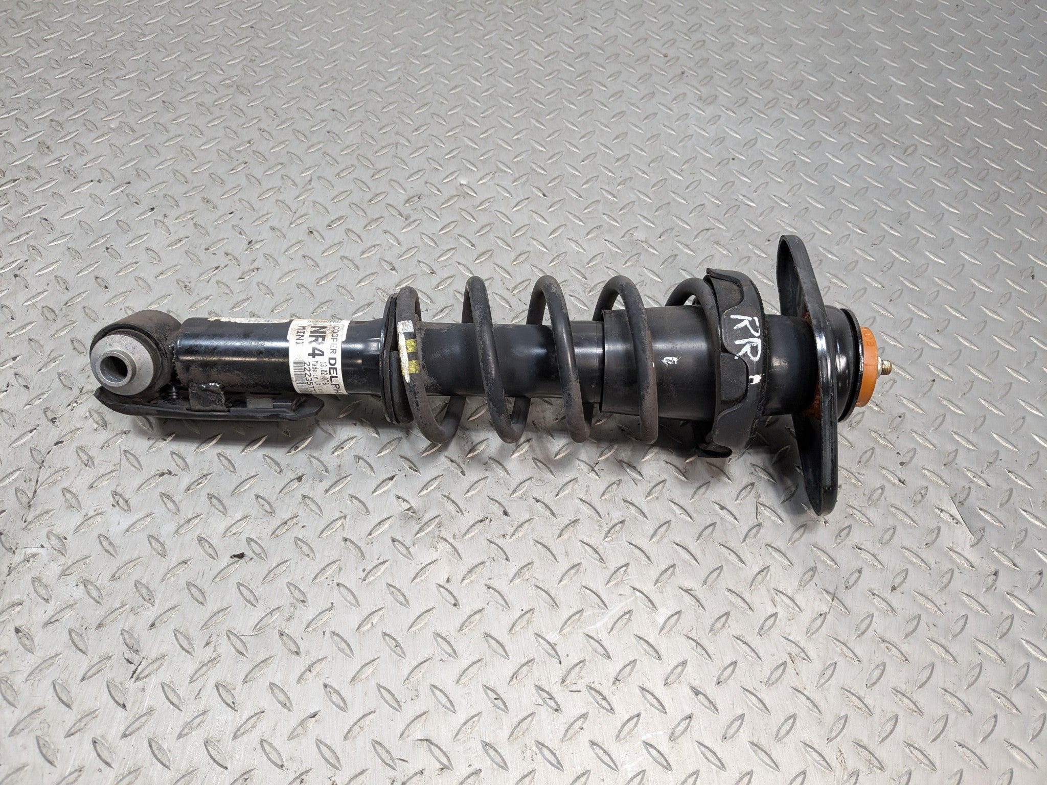 2007 - 2010 MINI COOPER OEM SUSPENSION SHOCK STRUT ASSEMBLY REAR RIGHT SIDE