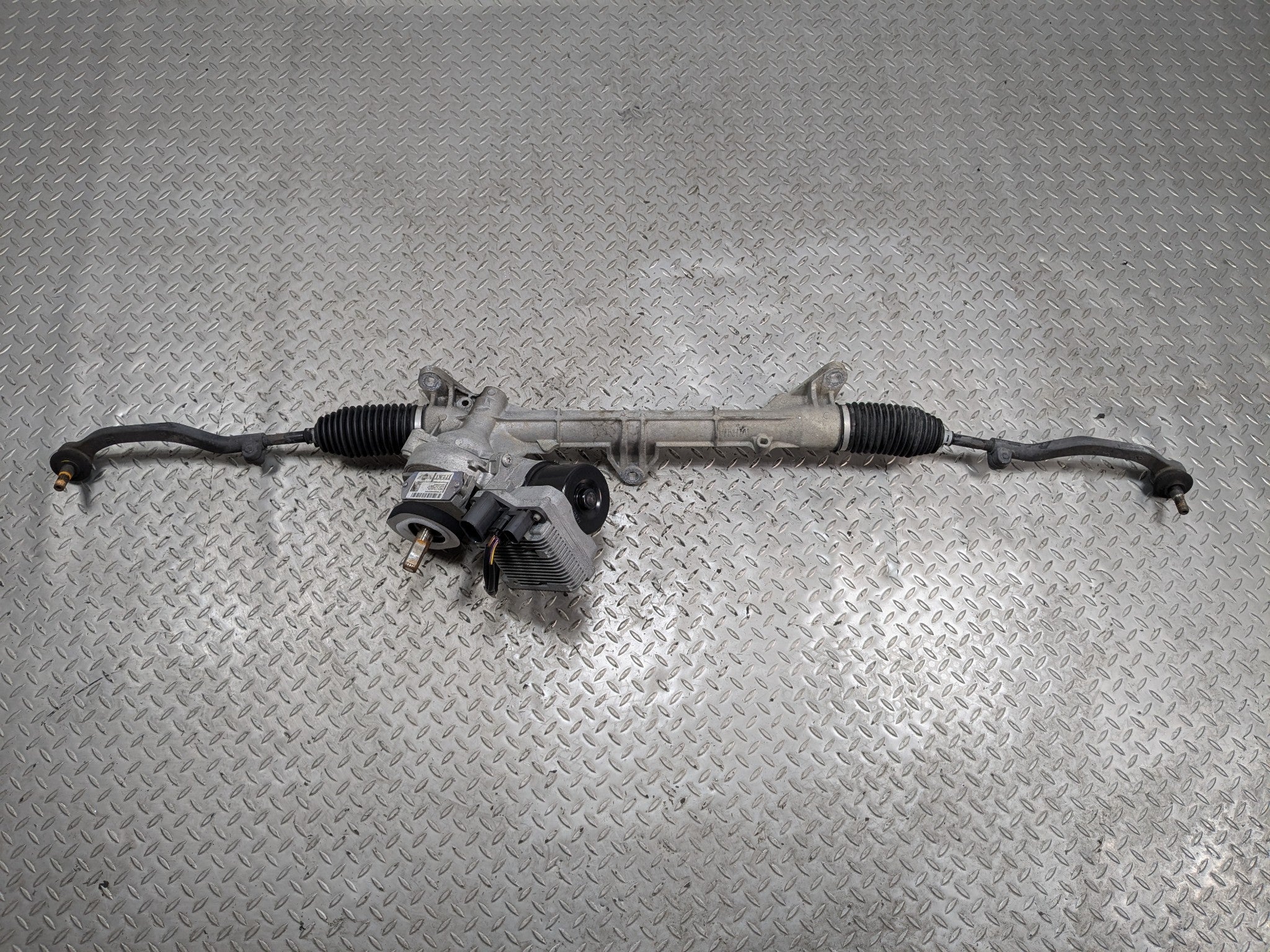 2007 - 2010 MINI COOPER OEM POWER STEERING GEAR RACK AND PINION ASSEMBLY