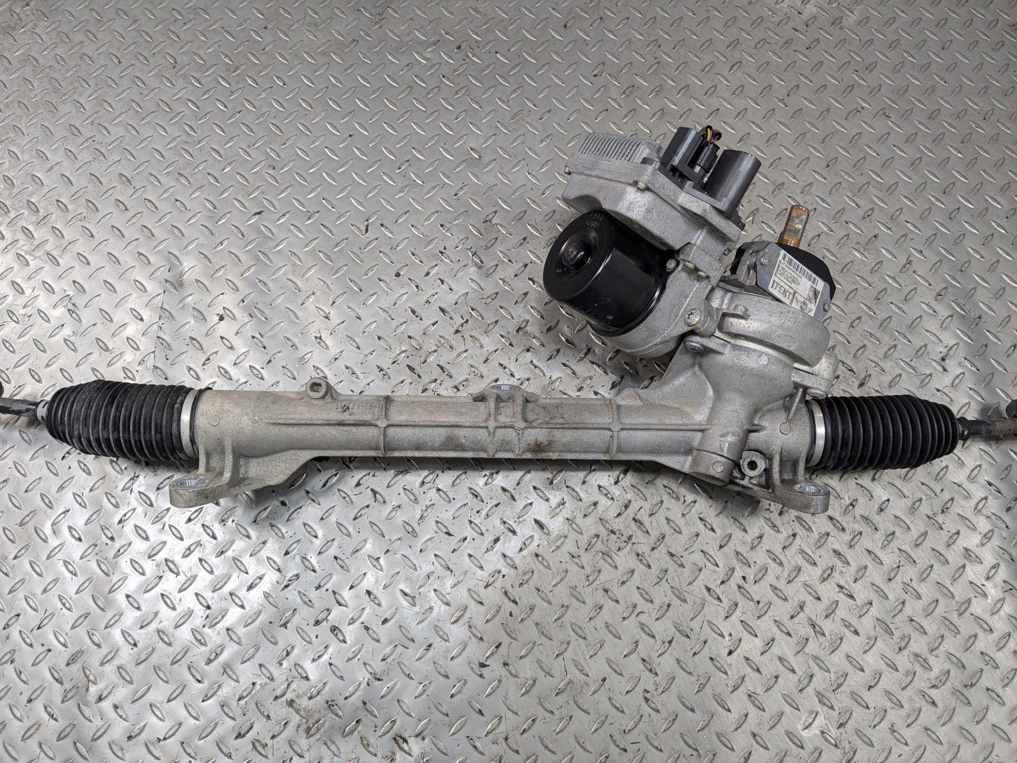 2007 - 2010 MINI COOPER OEM POWER STEERING GEAR RACK AND PINION ASSEMBLY
