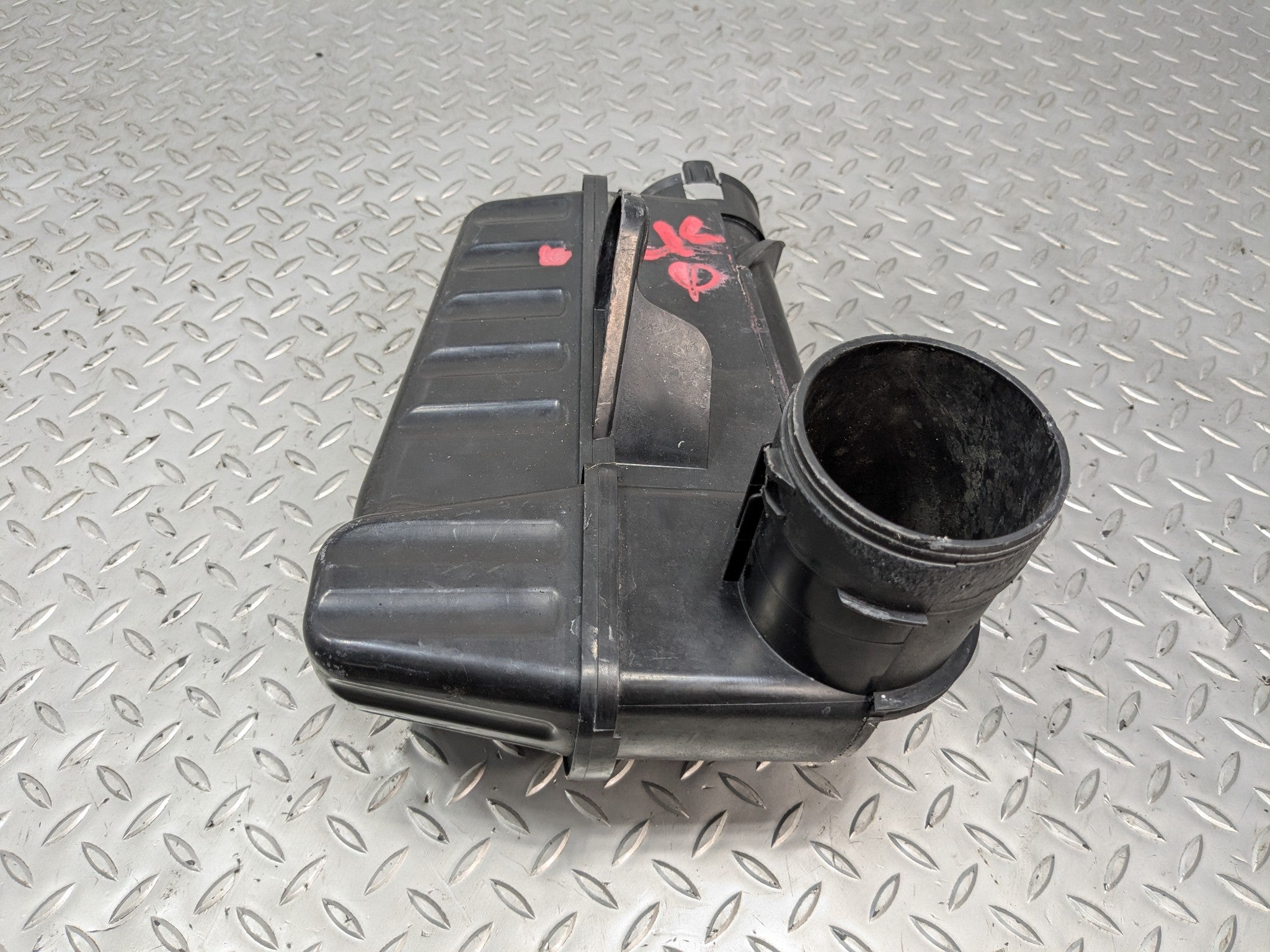 2007 - 2010 MINI COOPER OEM AIR INTAKE CLEANER HOSE TUBE RESONATOR