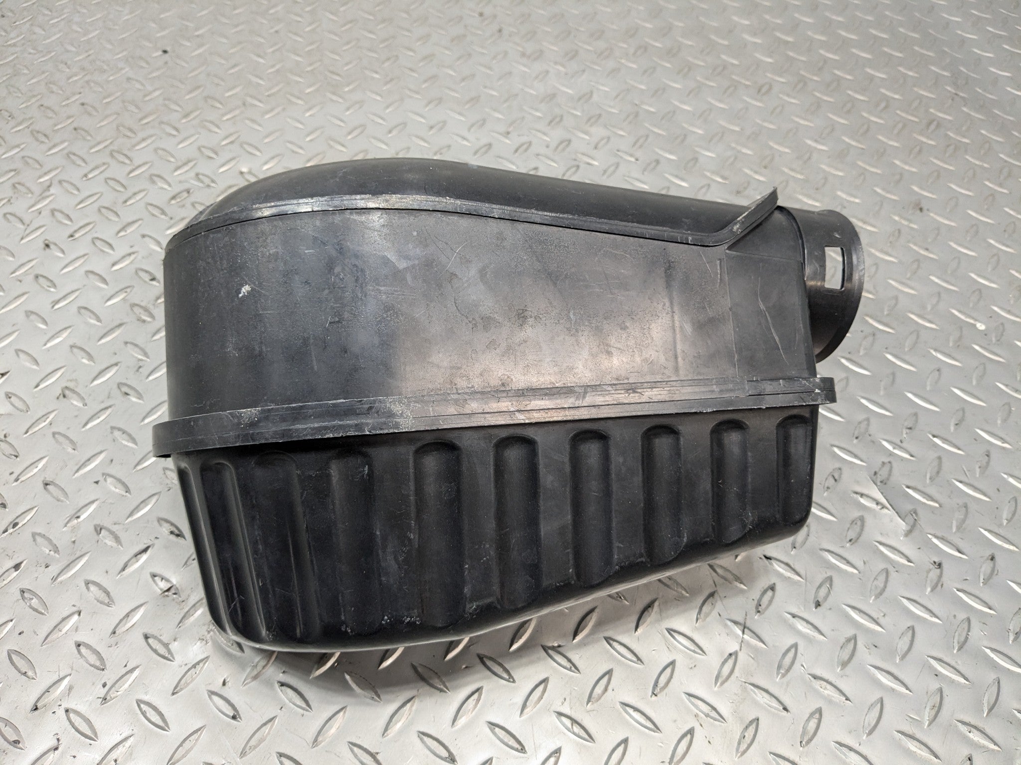 2007 - 2010 MINI COOPER OEM AIR INTAKE CLEANER HOSE TUBE RESONATOR