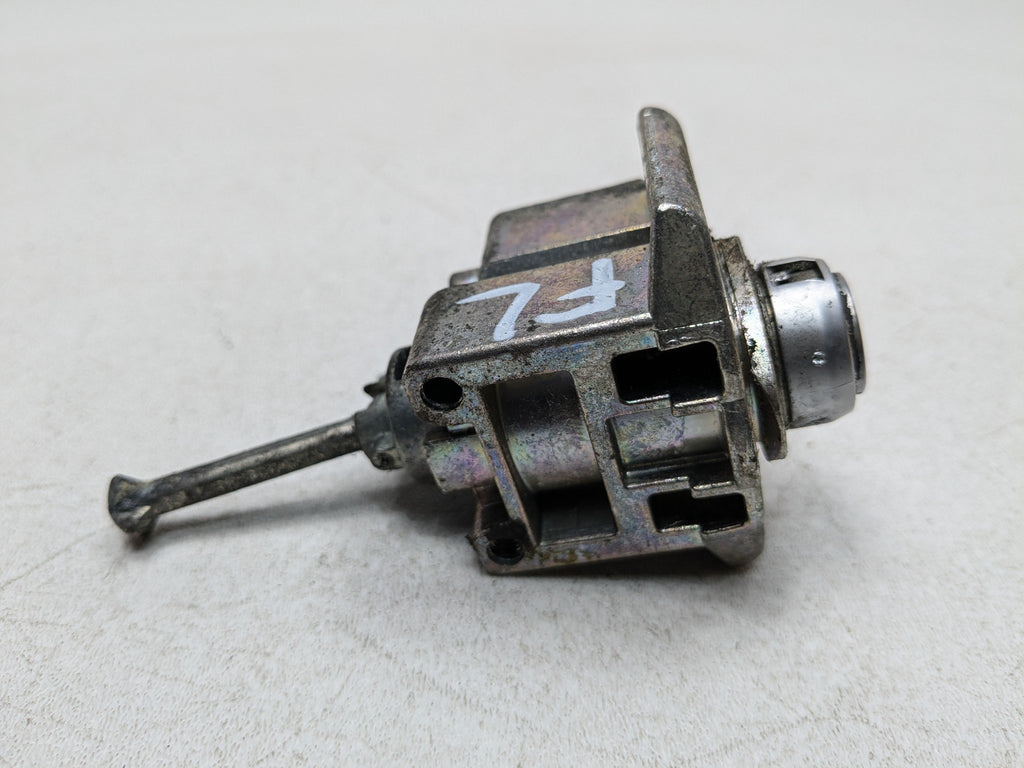 2007 - 2010 MINI COOPER OEM DOOR LOCK CYCLINDER FRONT LEFT DRIVER SIDE