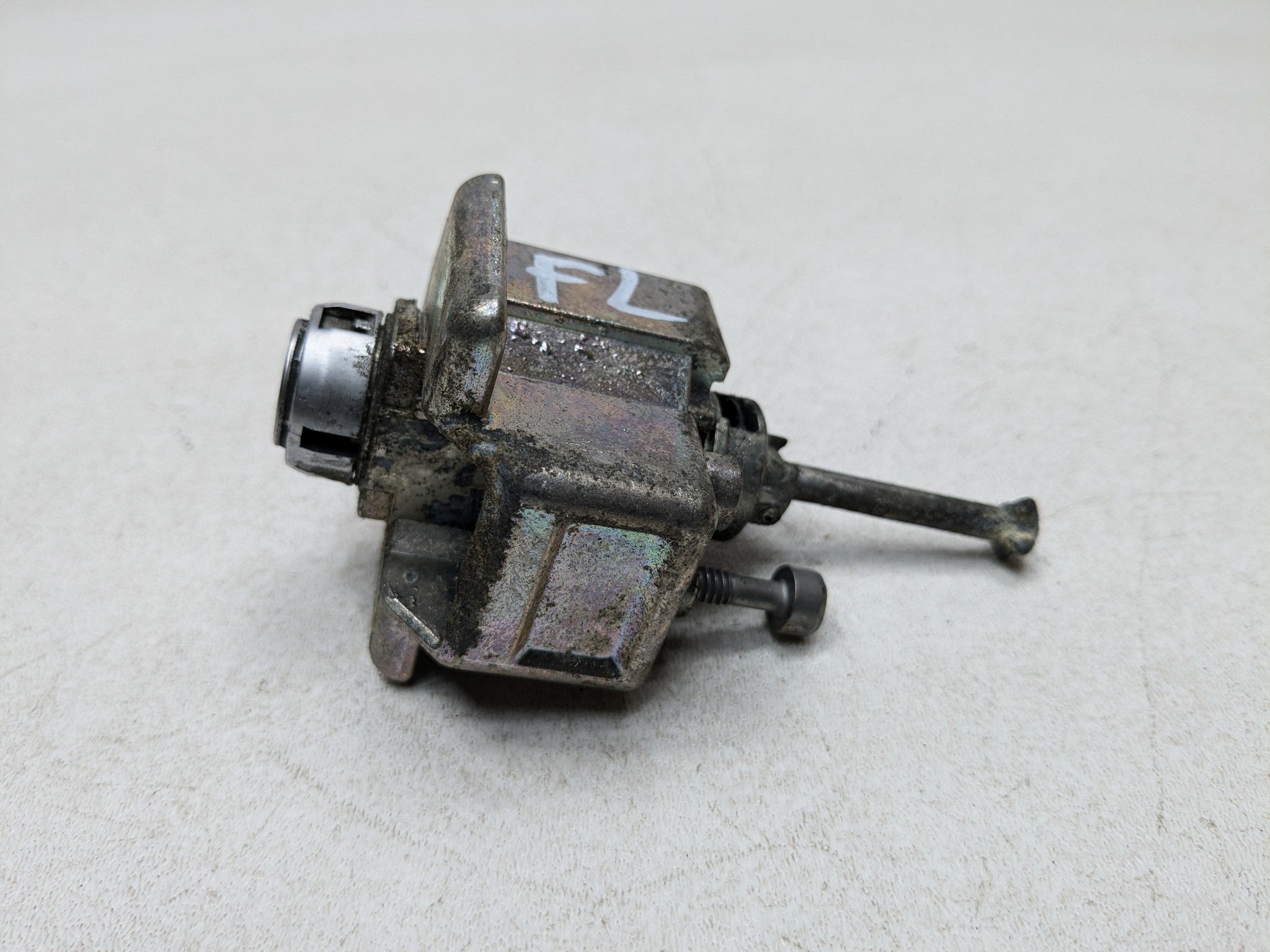 2007 - 2010 MINI COOPER OEM DOOR LOCK CYCLINDER FRONT LEFT DRIVER SIDE