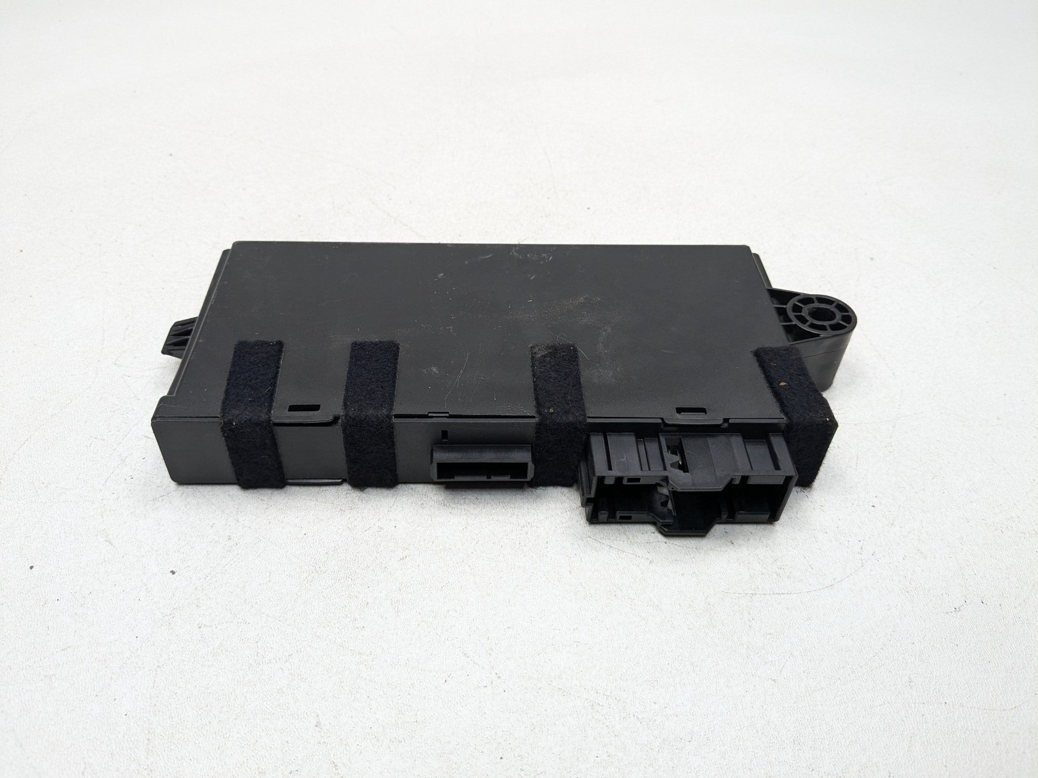 2007 - 2010 MINI COOPER OEM THEFT LOCKING KEYLESS ENTRY CONTROL MODULE UNIT