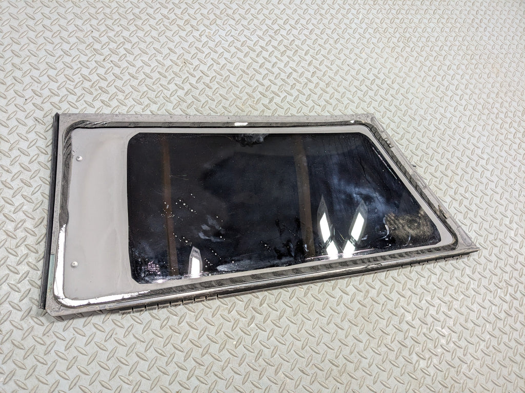 2007 - 2010 MINI COOPER OEM DOOR WINDOW QUARTER GLASS REAR RIGHT PASSENGER SIDE