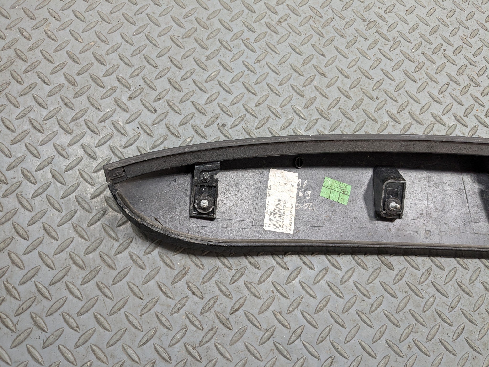 2007 - 2010 MINI COOPER OEM SPOILER WING HATCHBACK REAR TRUNK LID TAILGATE