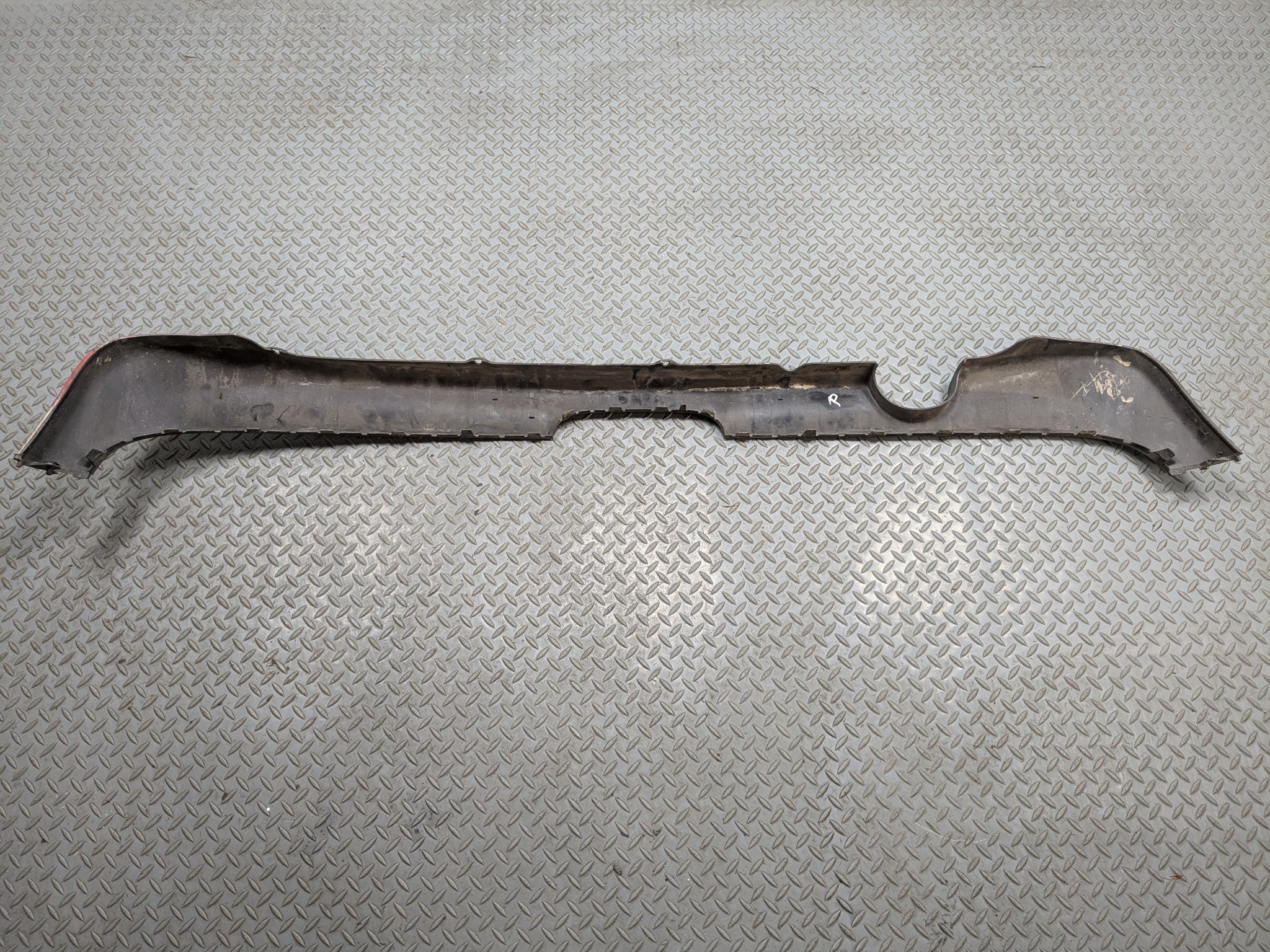 2007 - 2010 MINI COOPER OEM REAR BUMPER LOWER VALANCE TRIM PANEL ASSEMBLY