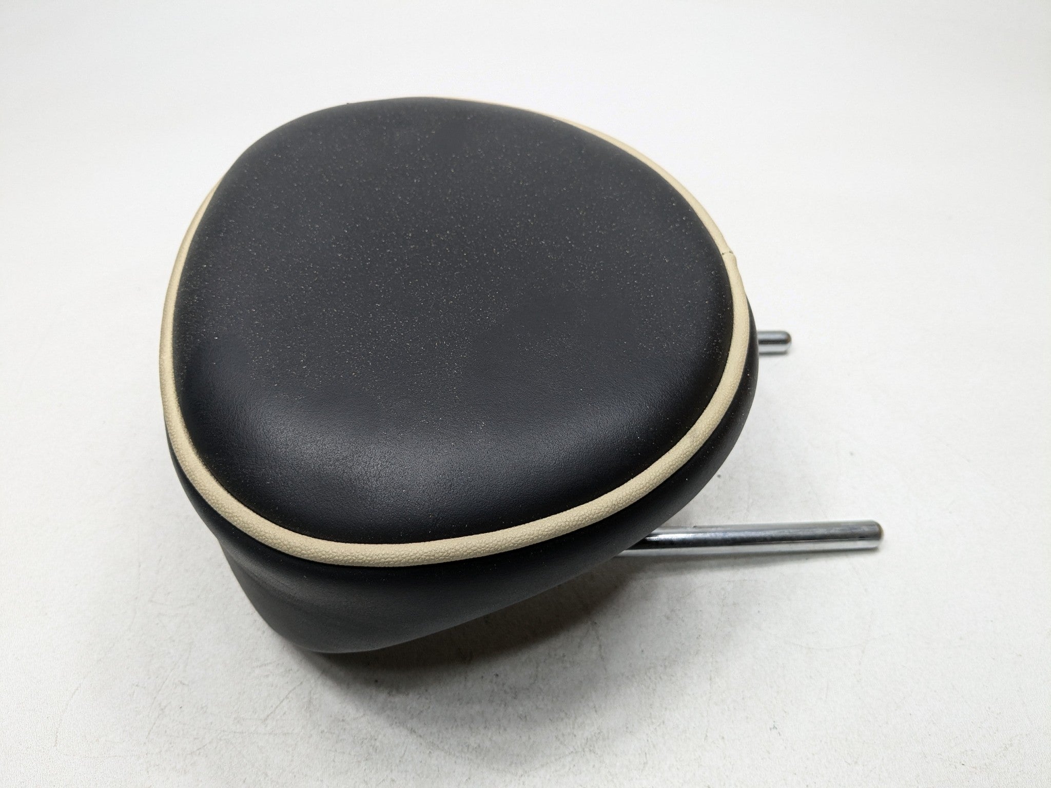 07 - 10 MINI COOPER OEM SEAT HEADREST LEATHER EBONY REAR RIGHT PASSENGER SIDE