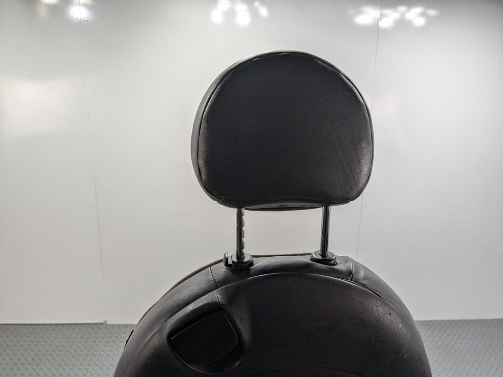 2007 - 2010 MINI COOPER OEM FRONT DRIVER SIDE SEAT WITH SEATBELT BUCKLE BLACK