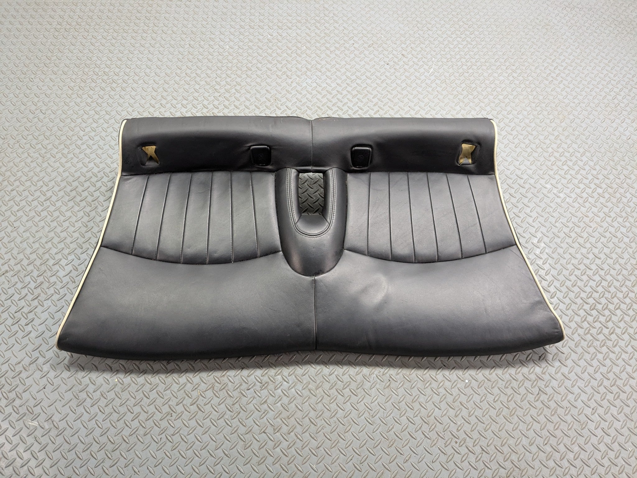 2007 - 2010 MINI COOPER OEM LOWER SEAT CUSHION REAR BACK SIDE LEATHER BLACK