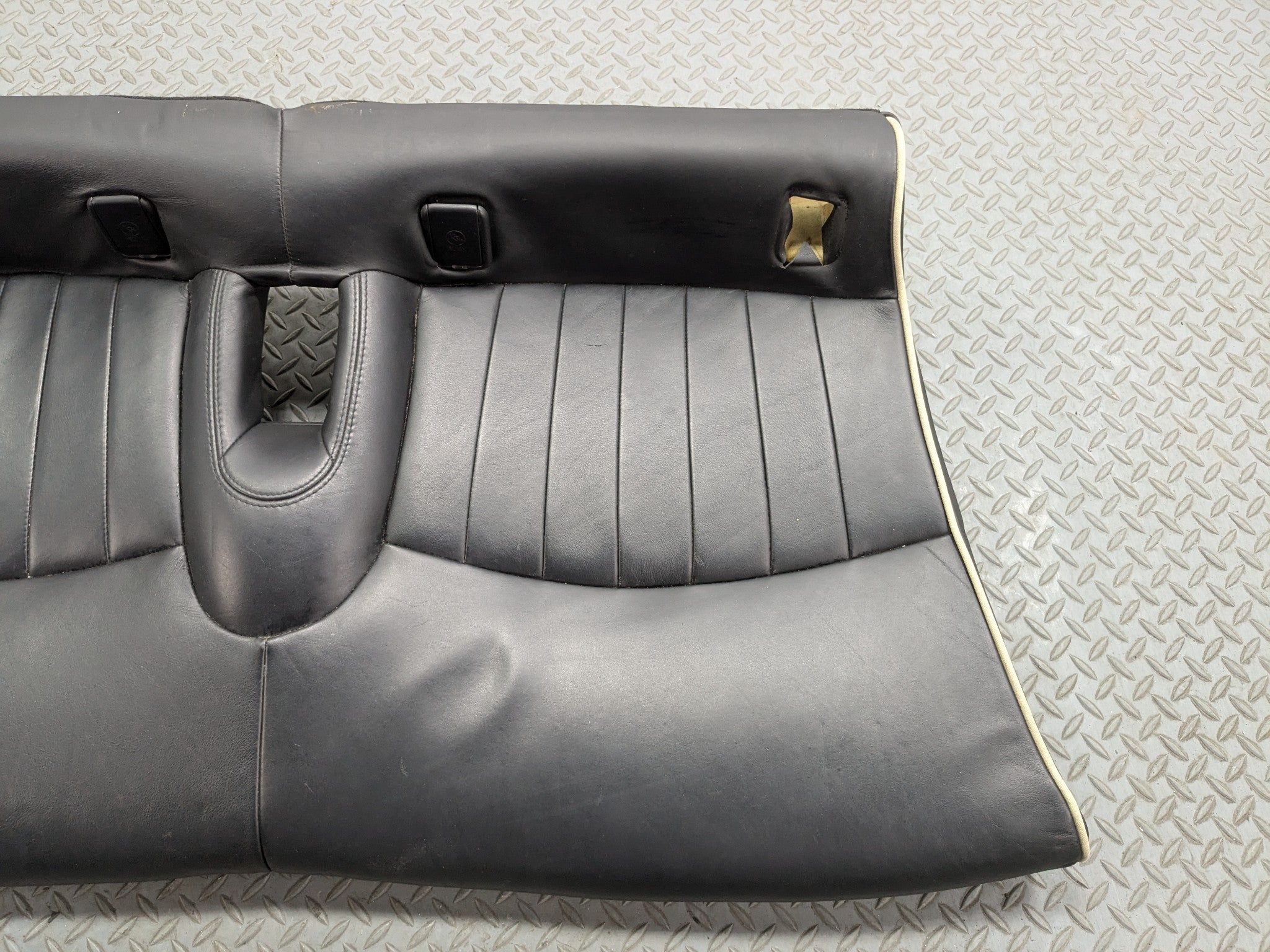 2007 - 2010 MINI COOPER OEM LOWER SEAT CUSHION REAR BACK SIDE LEATHER BLACK