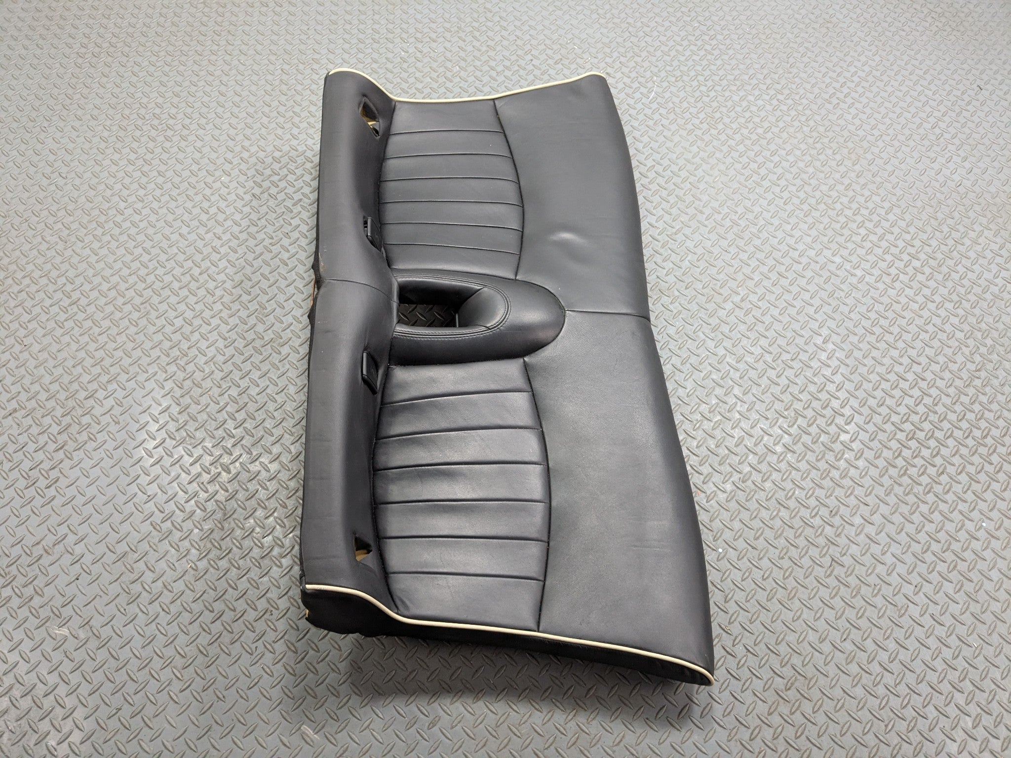 2007 - 2010 MINI COOPER OEM LOWER SEAT CUSHION REAR BACK SIDE LEATHER BLACK