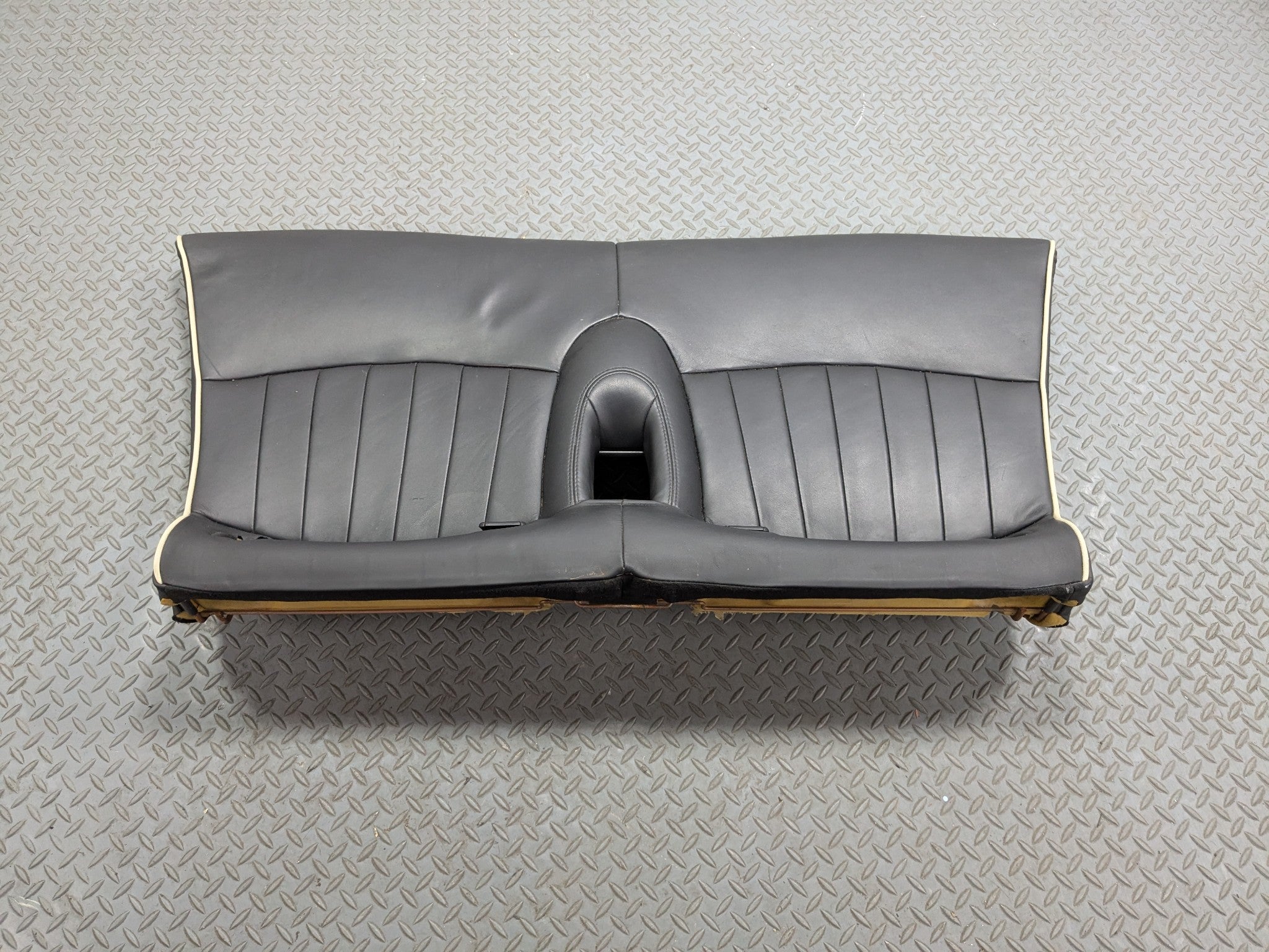 2007 - 2010 MINI COOPER OEM LOWER SEAT CUSHION REAR BACK SIDE LEATHER BLACK