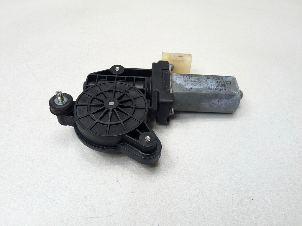 2015 - 2018 BMW 320I OEM REAR LEFT DRIVER SIDE POWER WINDOW MOTOR ASSEMBLY