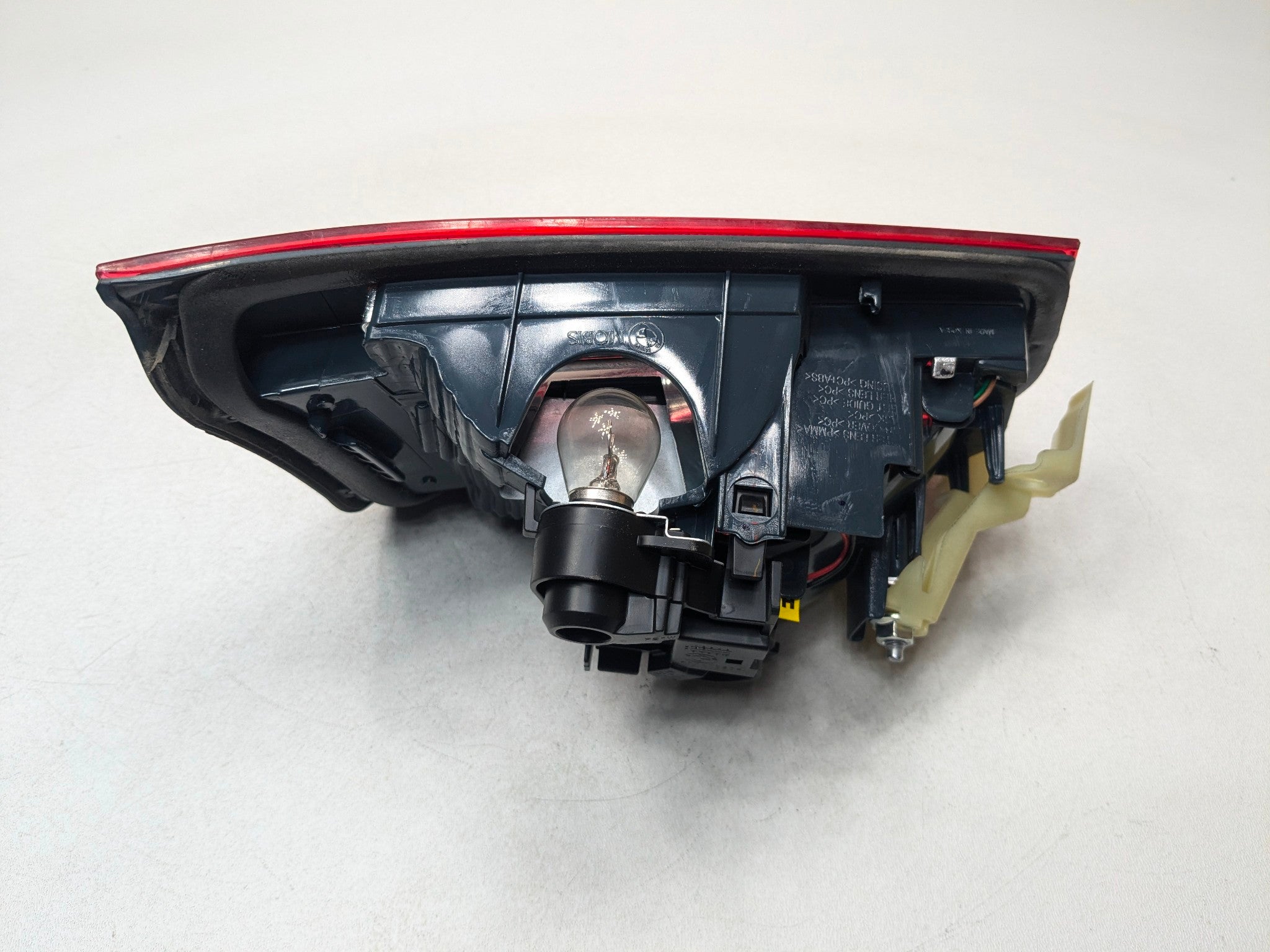 2015 - 2018 BMW 320I OEM INNER TRUNK TAIL LIGHT REAR RIGHT PASSENGER SIDE