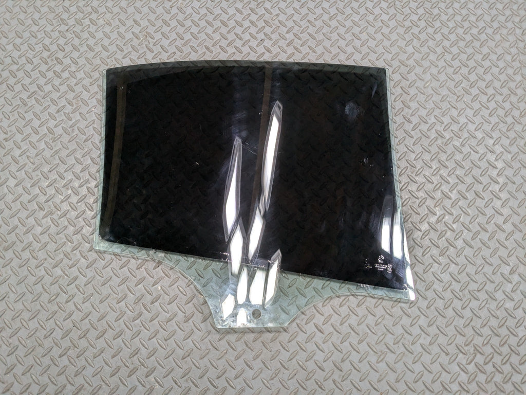 2015 - 2018 BMW 320I OEM DOOR WINDOW GLASS WITH TINT REAR LEFT DRIVER SIDE