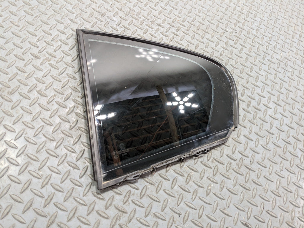 2015 - 2018 BMW 320I OEM VENT GLASS FITS REAR LEFT DRIVER DOOR