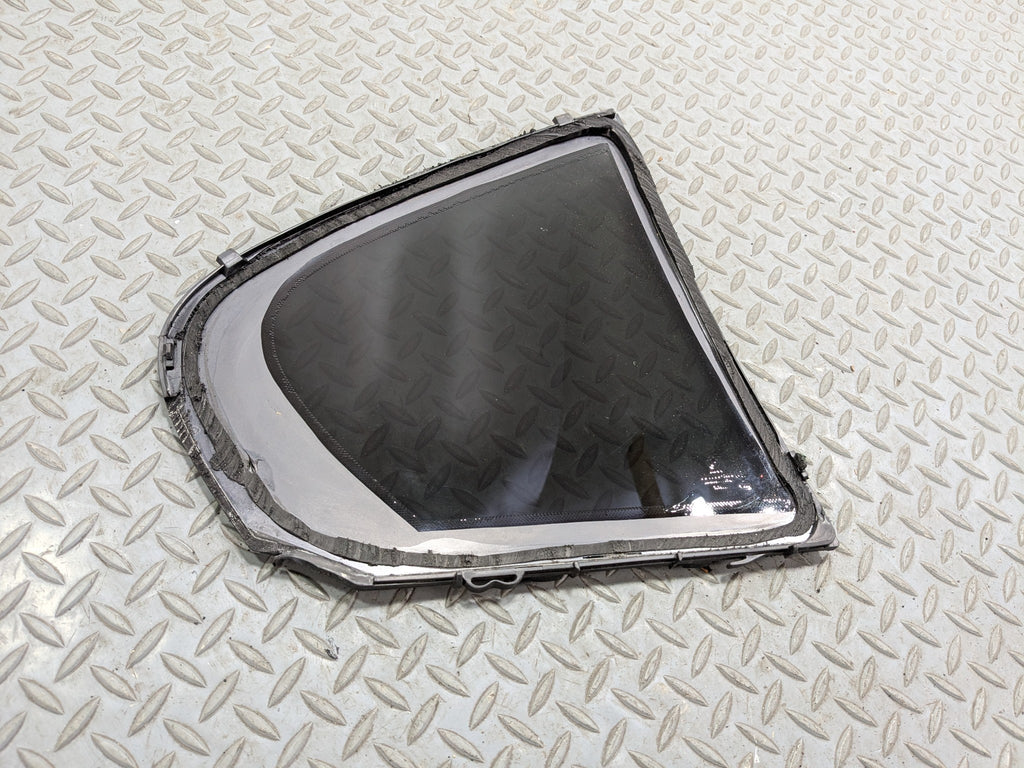 2015 - 2018 BMW 320I OEM VENT GLASS FITS REAR LEFT DRIVER DOOR