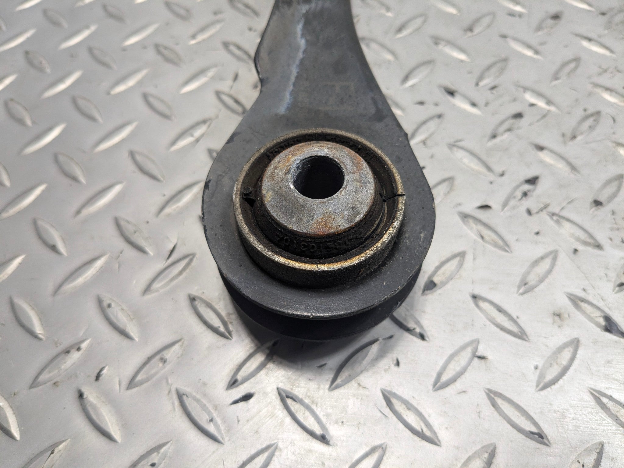 2015 - 2018 BMW 320I OEM UPPER FORWARD CONTROL ARM REAR LEFT DRIVER SIDE