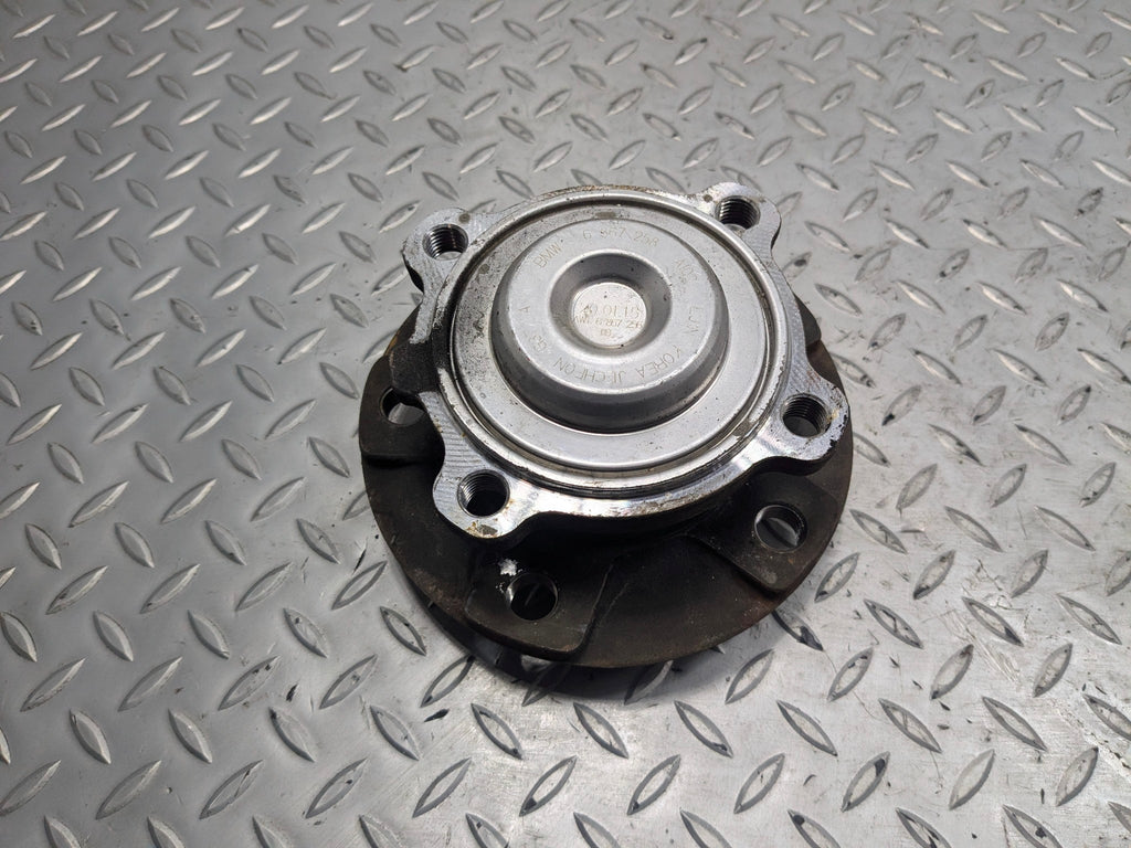 2015 - 2018 BMW 320I OEM FRONT RIGHT WHEEL HUB BEARING ASSEMBLY PASSENGER SIDE
