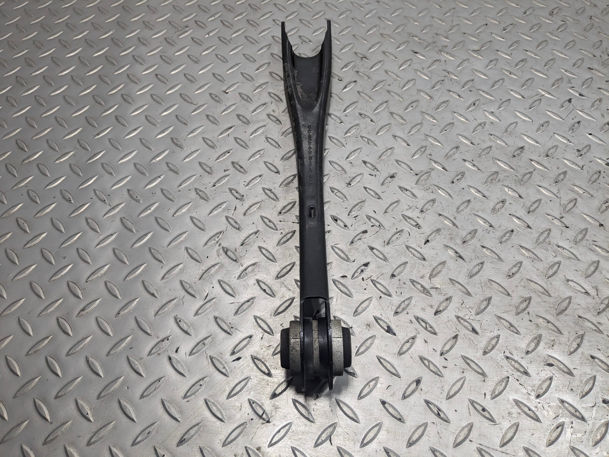 2015 - 2018 BMW 320I OEM LOWER TRAILING CONTROL ARM FORWARD REAR RIGHT SIDE
