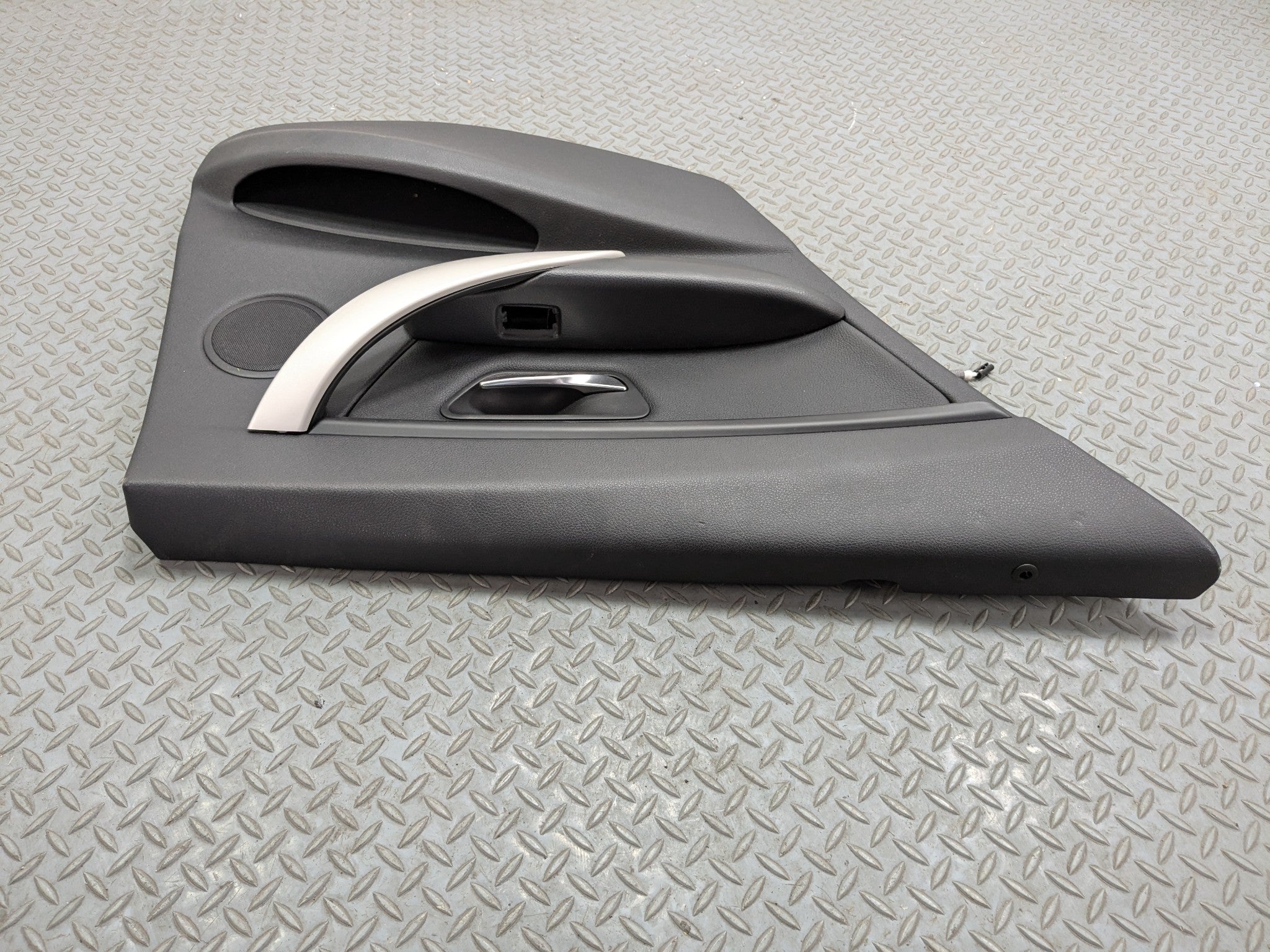 2015 - 2018 BMW 320I OEM REAR LEFT DRIVER SIDE DOOR TRIM PANEL LEATHER BLACK