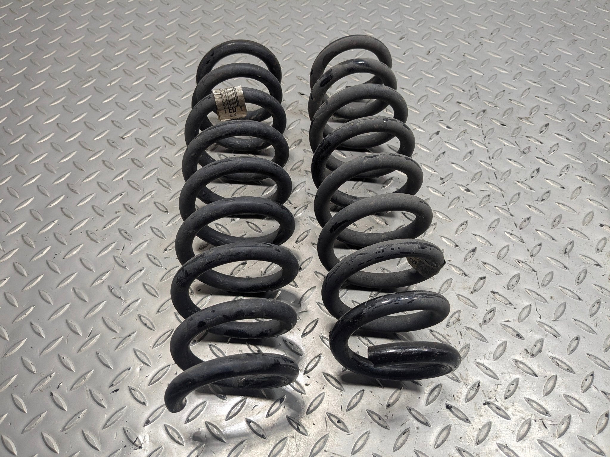 2015 - 2018 BMW 320I OEM SUSPENSION COIL AIR SPRING SET REAR LEFT AND RIGHT