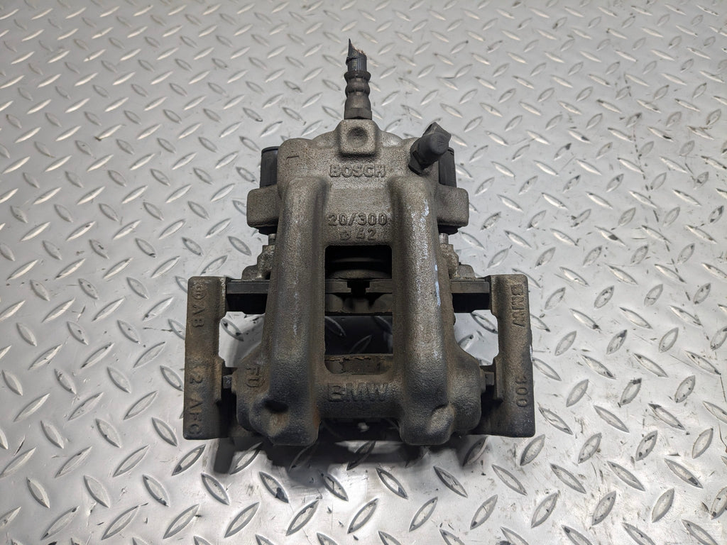 2015 - 2018 BMW 320I OEM BRAKE CALIPER ASSEMBLY REAR LEFT DRIVER SIDE
