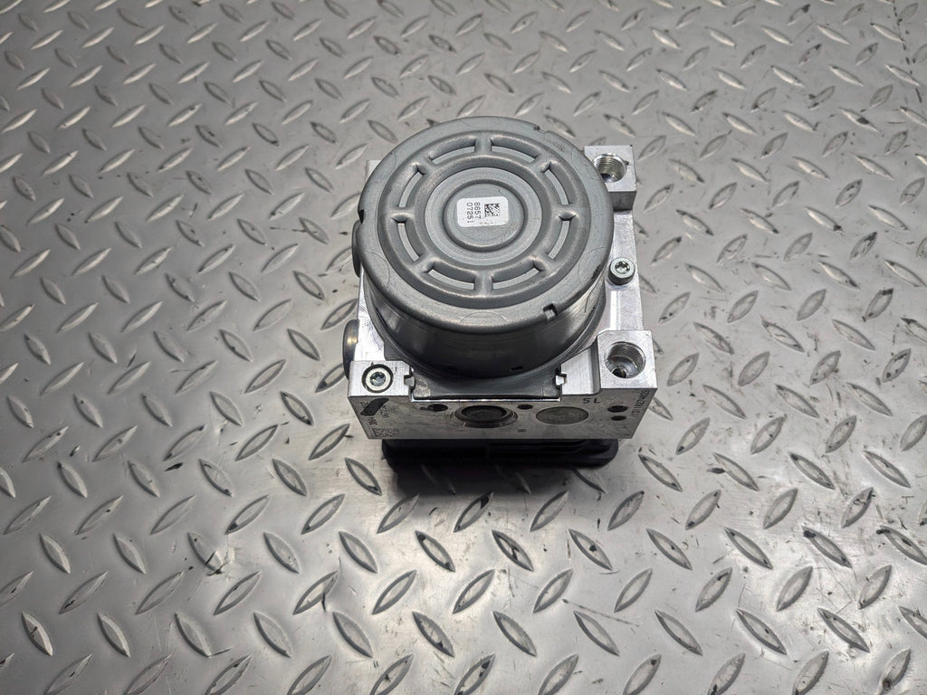 2015 - 2018 BMW 320I OEM ABS ANTI LOCK BRAKE PUMP MODULE UNIT