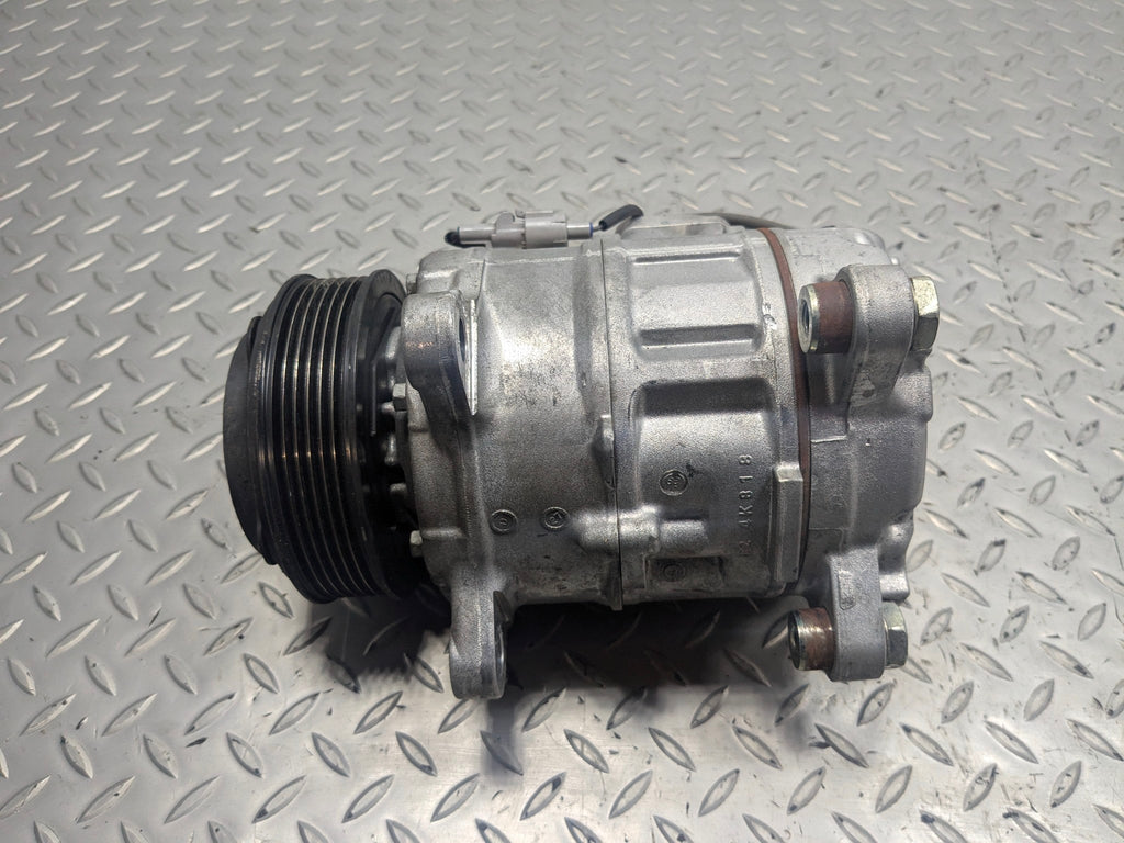 2015 - 2018 BMW 320I OEM AIR CONDITIONING COMPRESSOR PUMP ASSEMBLY