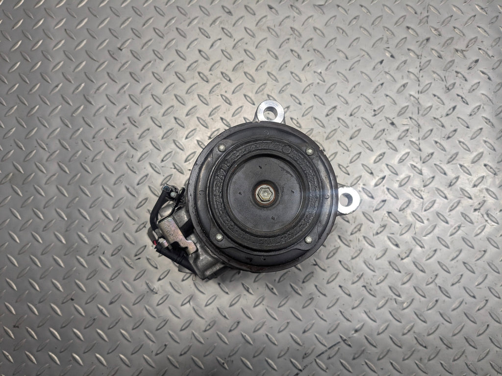 2015 - 2018 BMW 320I OEM AIR CONDITIONING COMPRESSOR PUMP ASSEMBLY