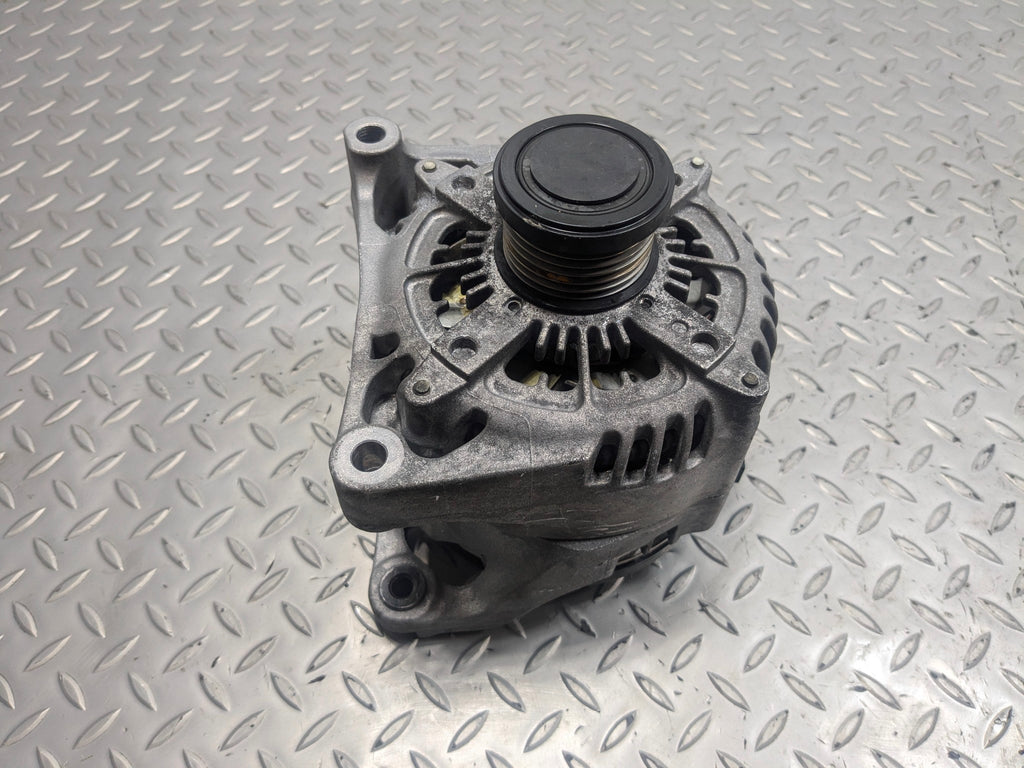 2015 - 2018 BMW 320I OEM ENGINE ALTERNATOR GENERATOR ASSEMBLY