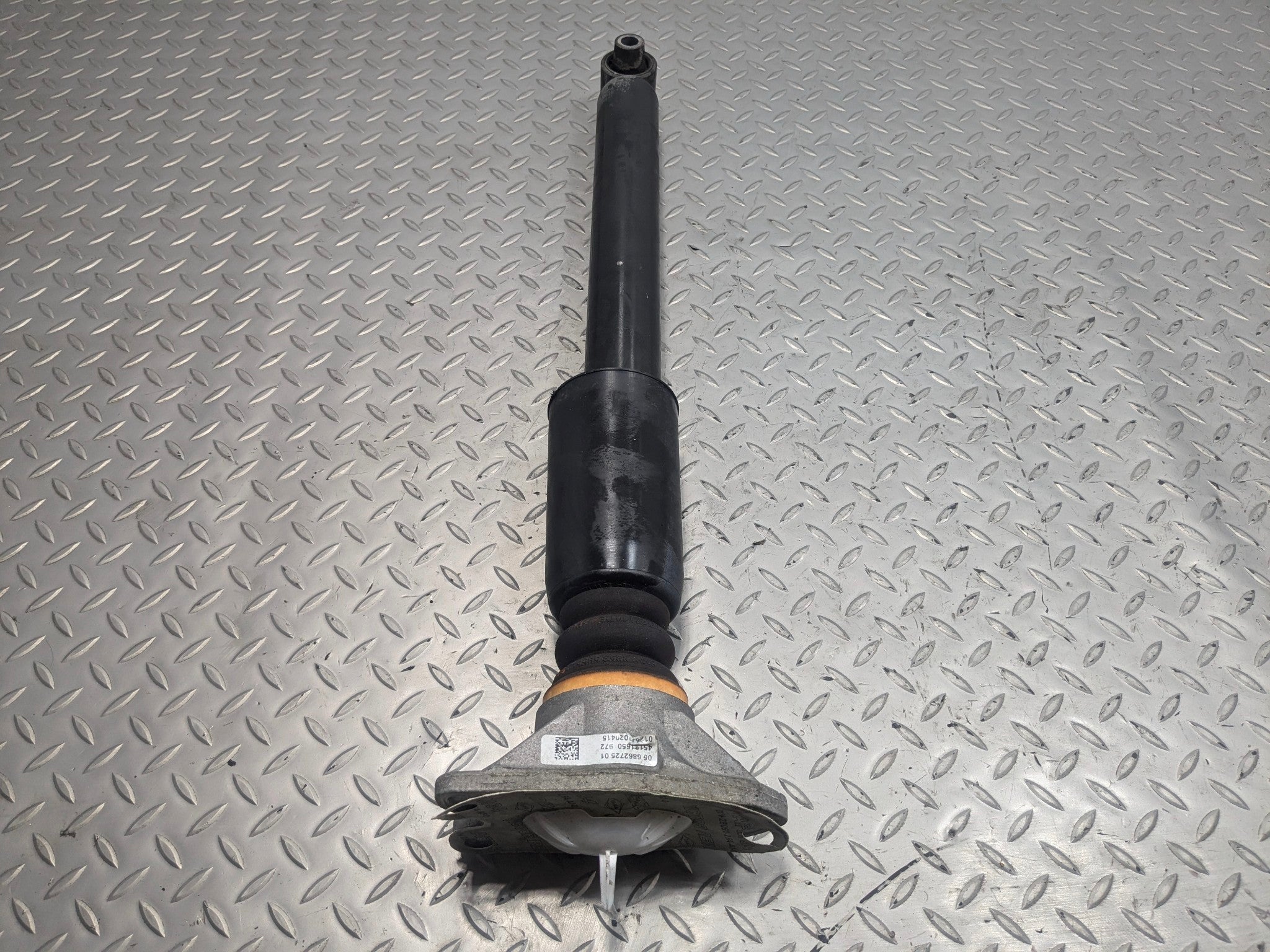 2015 - 2018 BMW 320I OEM SHOCK STRUT ABSORBERS REAR LEFT DRIVER SIDE