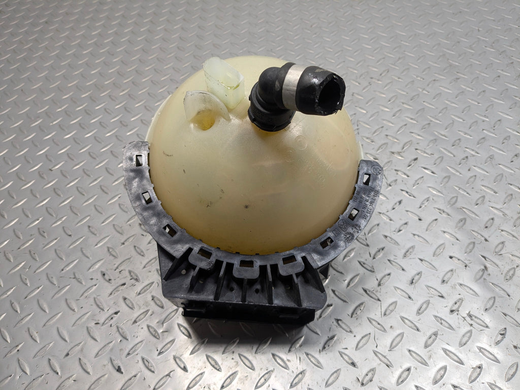 2015 - 2018 BMW 320I OEM COOLANT RESERVOIR BOTTLE EXPANSION TANK WITH CAP